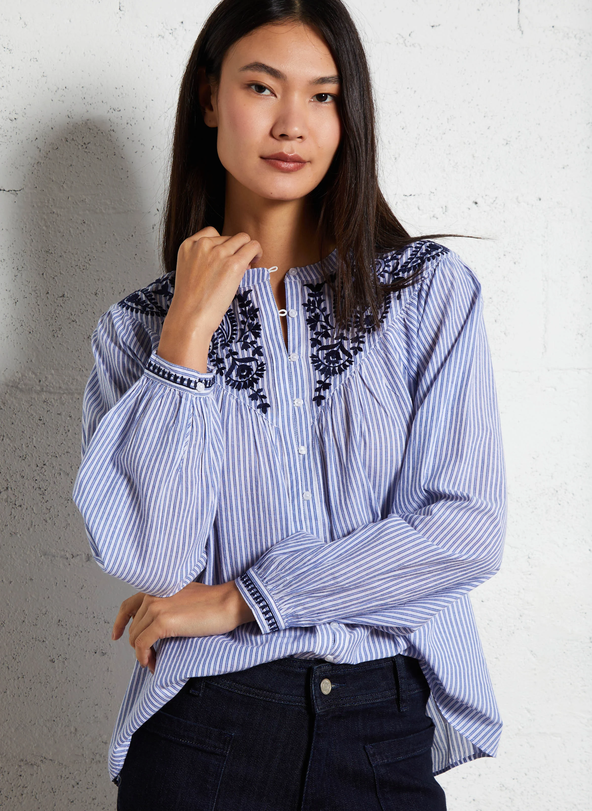 CIPOLIE - Blouse rayée à broderies | Bleu