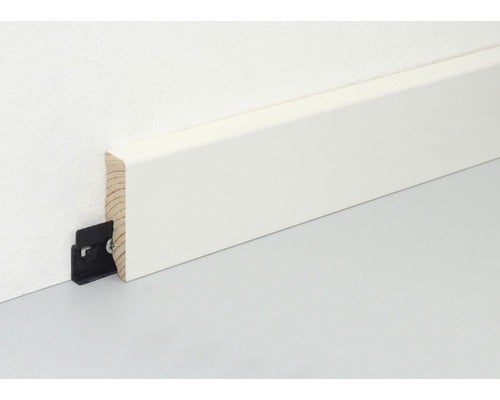 Plint sparren/grenen wit RAL9016 gelakt L0153L 16x58x2400 mm