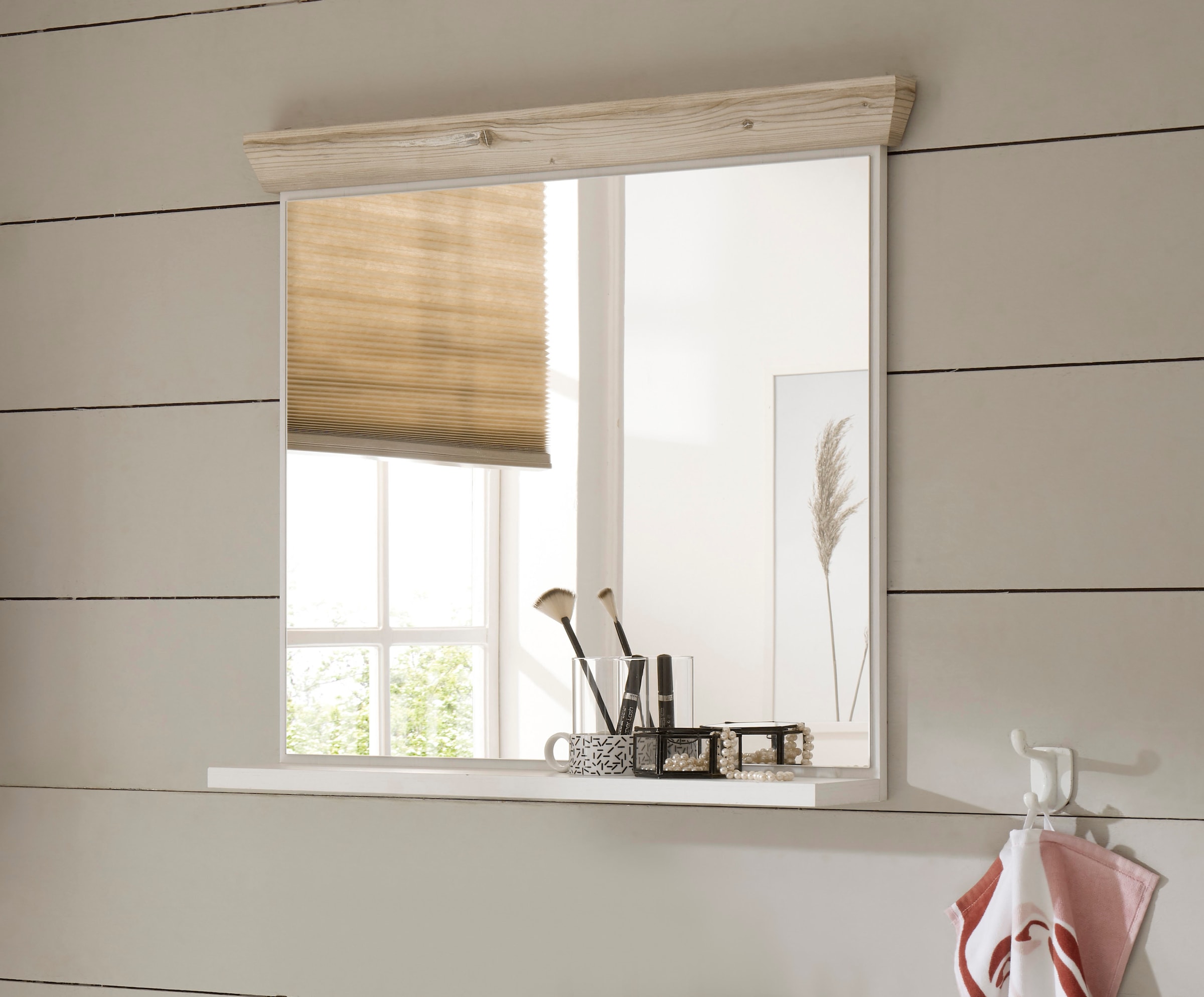 Home affaire Badspiegel »Florenz, Spiegel im Landhausstil« in Pinie Weiss, mit Ablagefläche, Breite 80 cm