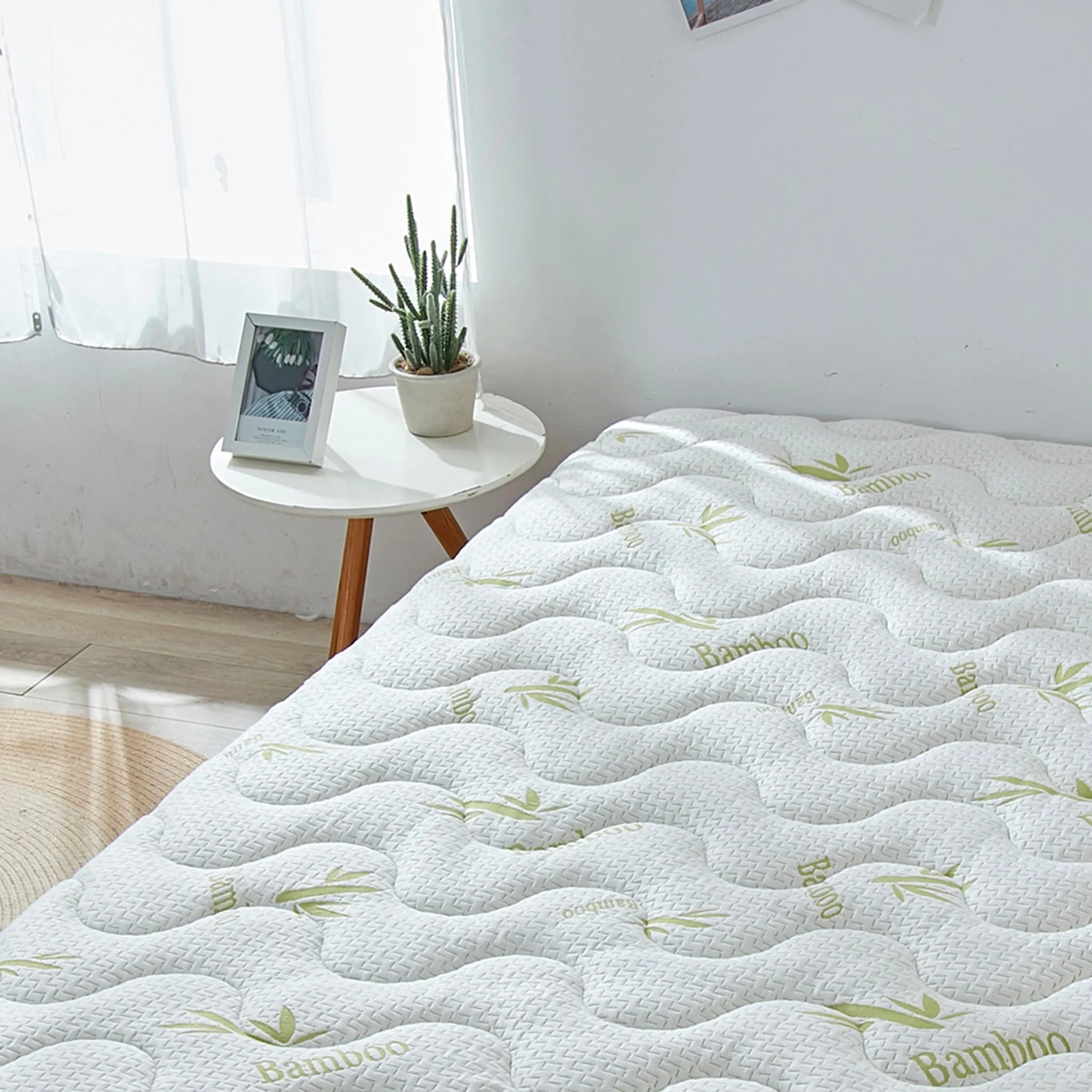 Daniadown Protège-Matelas pour Lit Simple 39'' - Bambou
