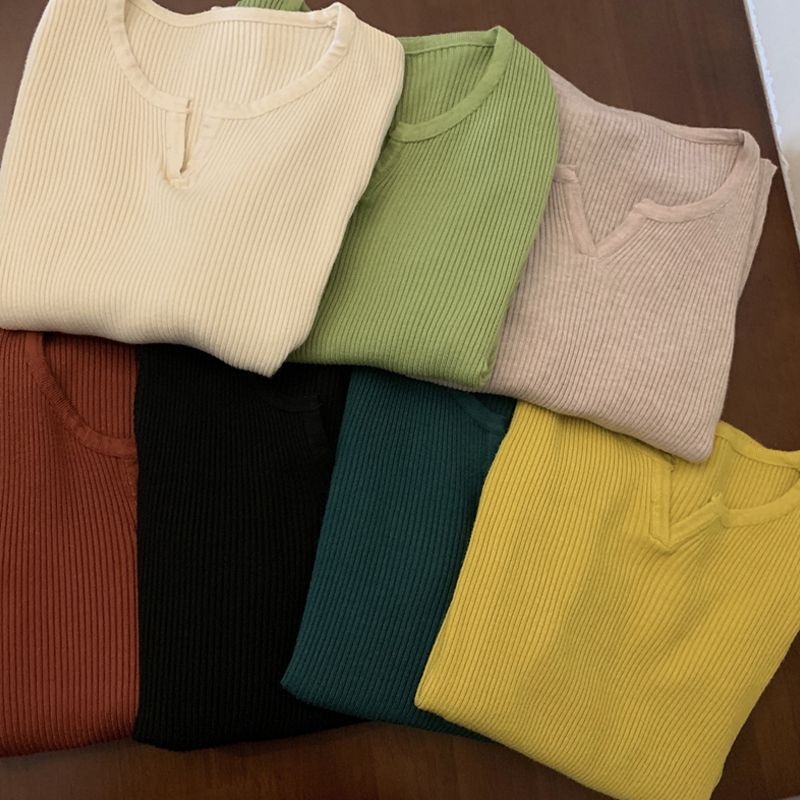 Closette - Gebreide top met lange mouwen en open knoopsluiting