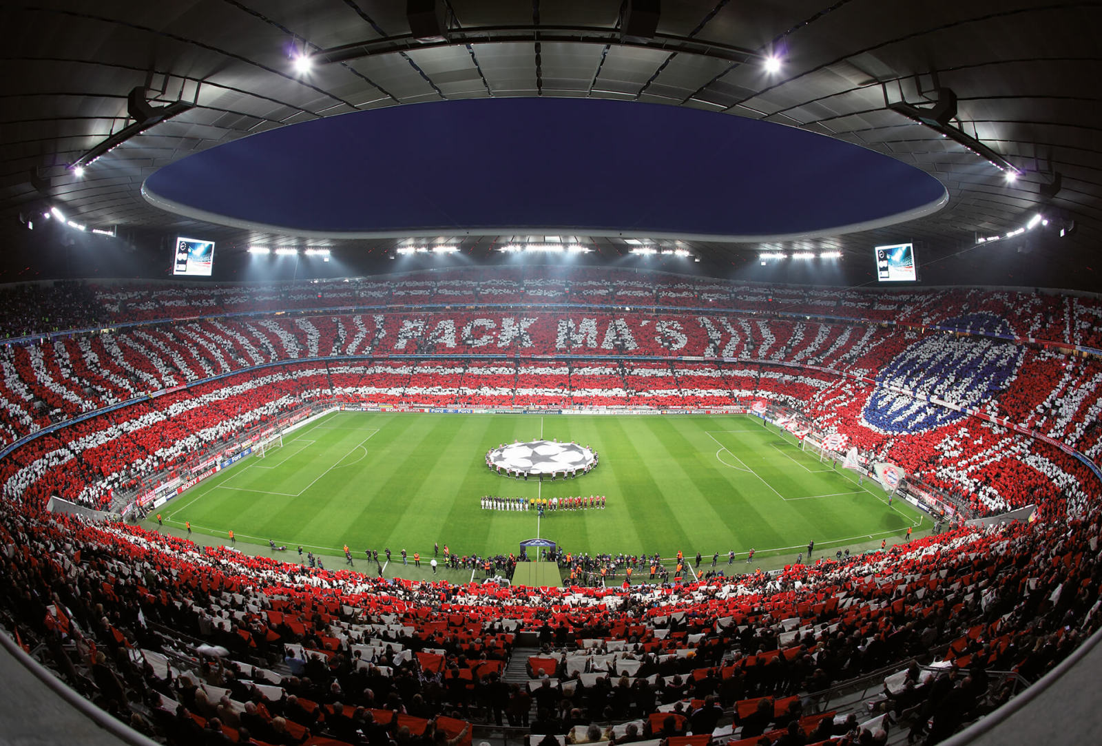 Fototapete DESIGNWALLS 2.0 - rot-weiß - FCB Stadion - 2,6 Meter