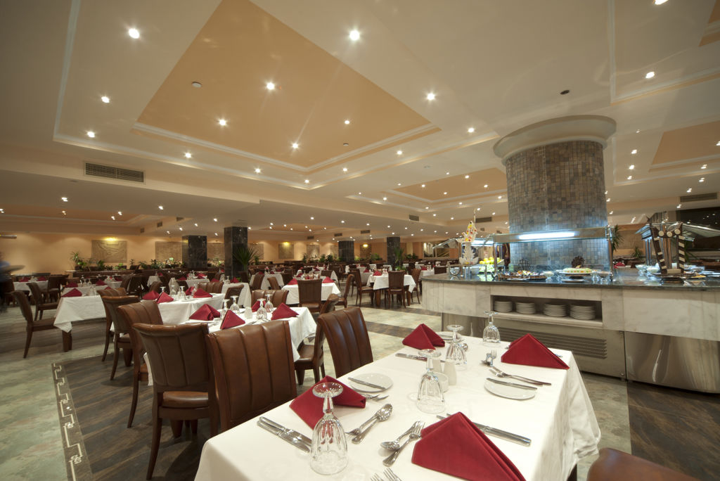 AMC Royal Hotel & Spa All Inclusive - Hotel