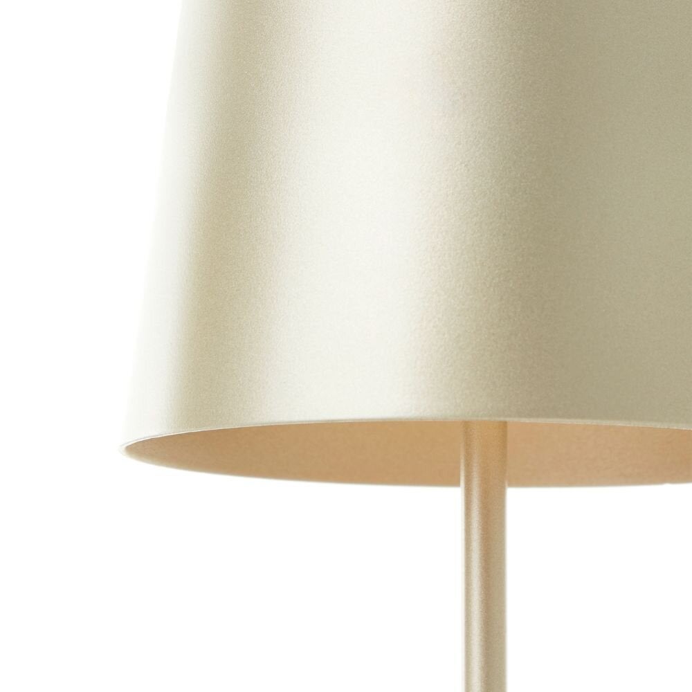 Kaami LED tafellamp in goud, 2W, 310lm, IP44