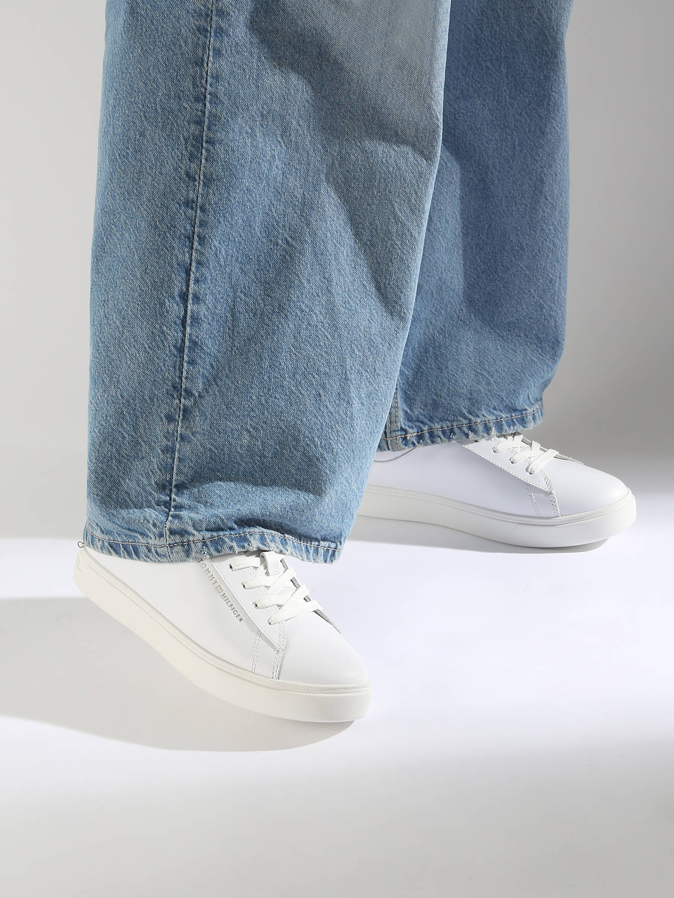 Sneakers en cuir TOMMY HILFIGER