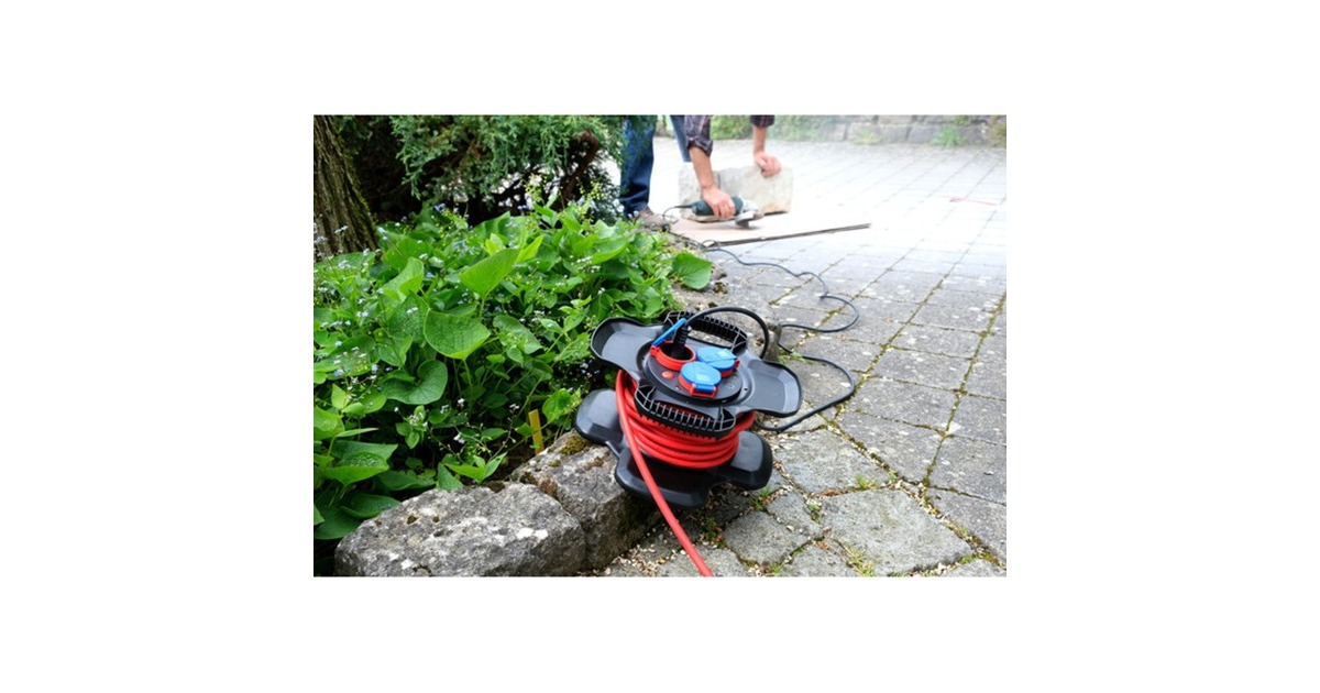 BrennenstuhlKabelhaspel X-Gum IP44 10 meter  (Zwart/rood, 3x geaard)