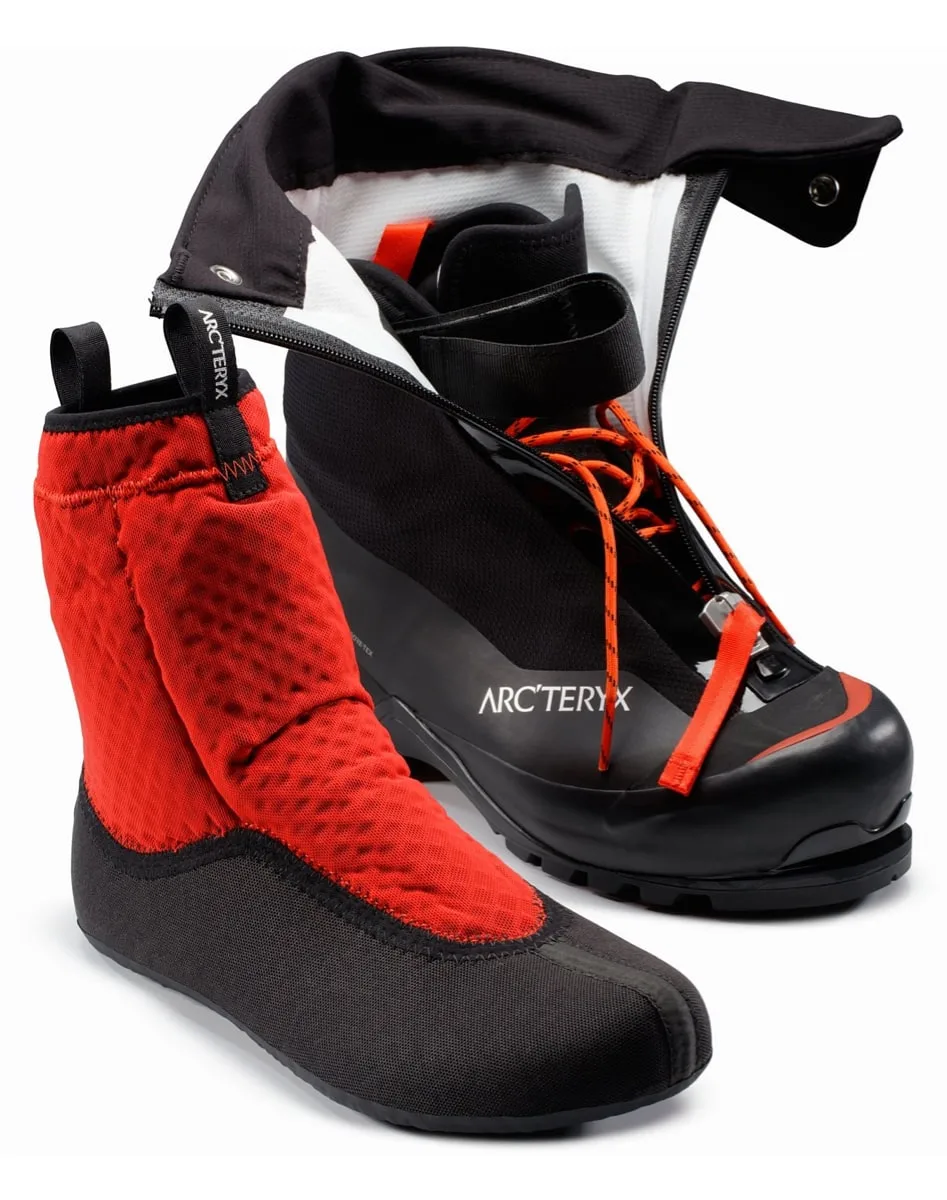 Arc'teryx Acrux Ar Mountaineering Boot Black/Black