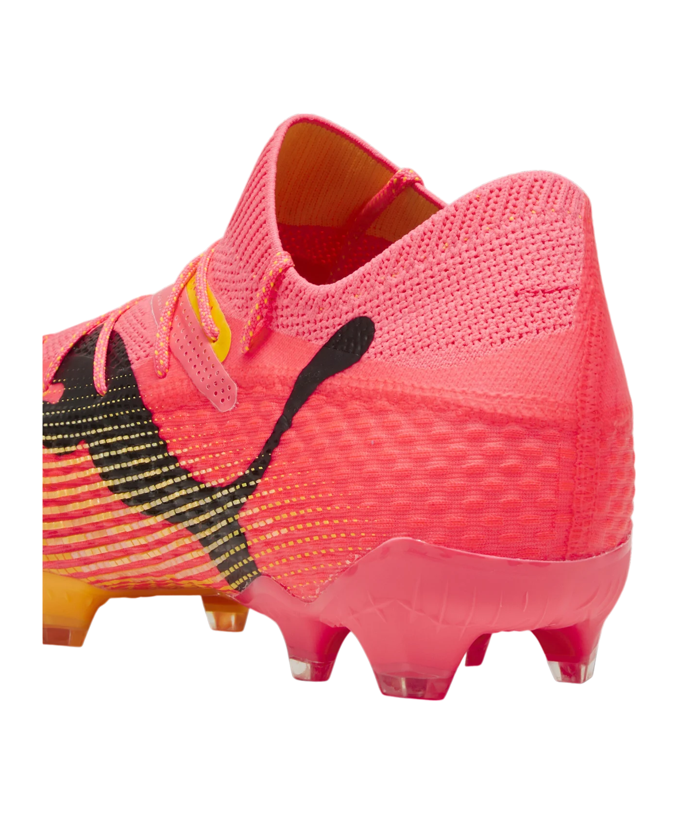 PUMA FUTURE 7 Ultimate FG/AG The Forever Faster Rosa Schwarz F03