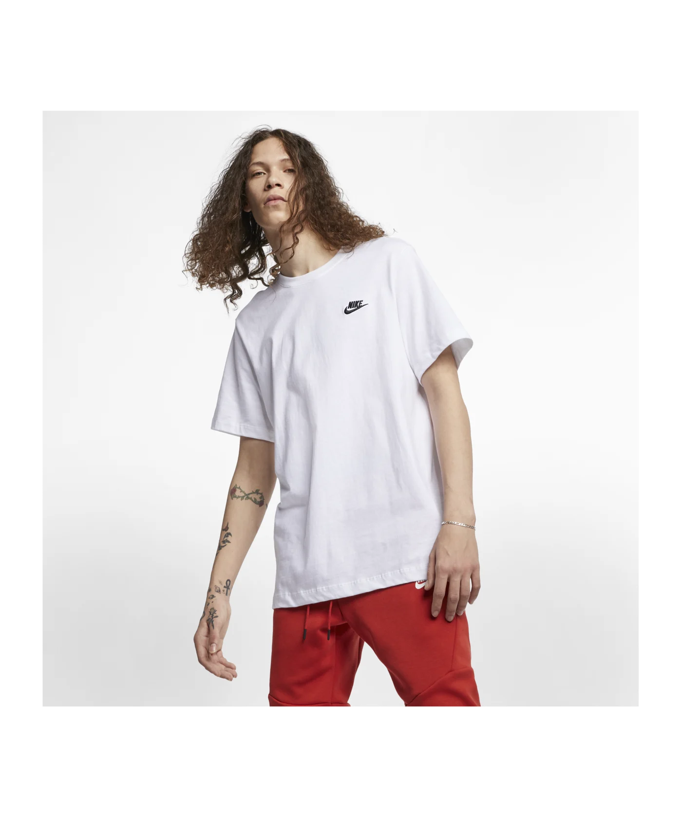 Nike Club T-Shirt Weiss Schwarz F101