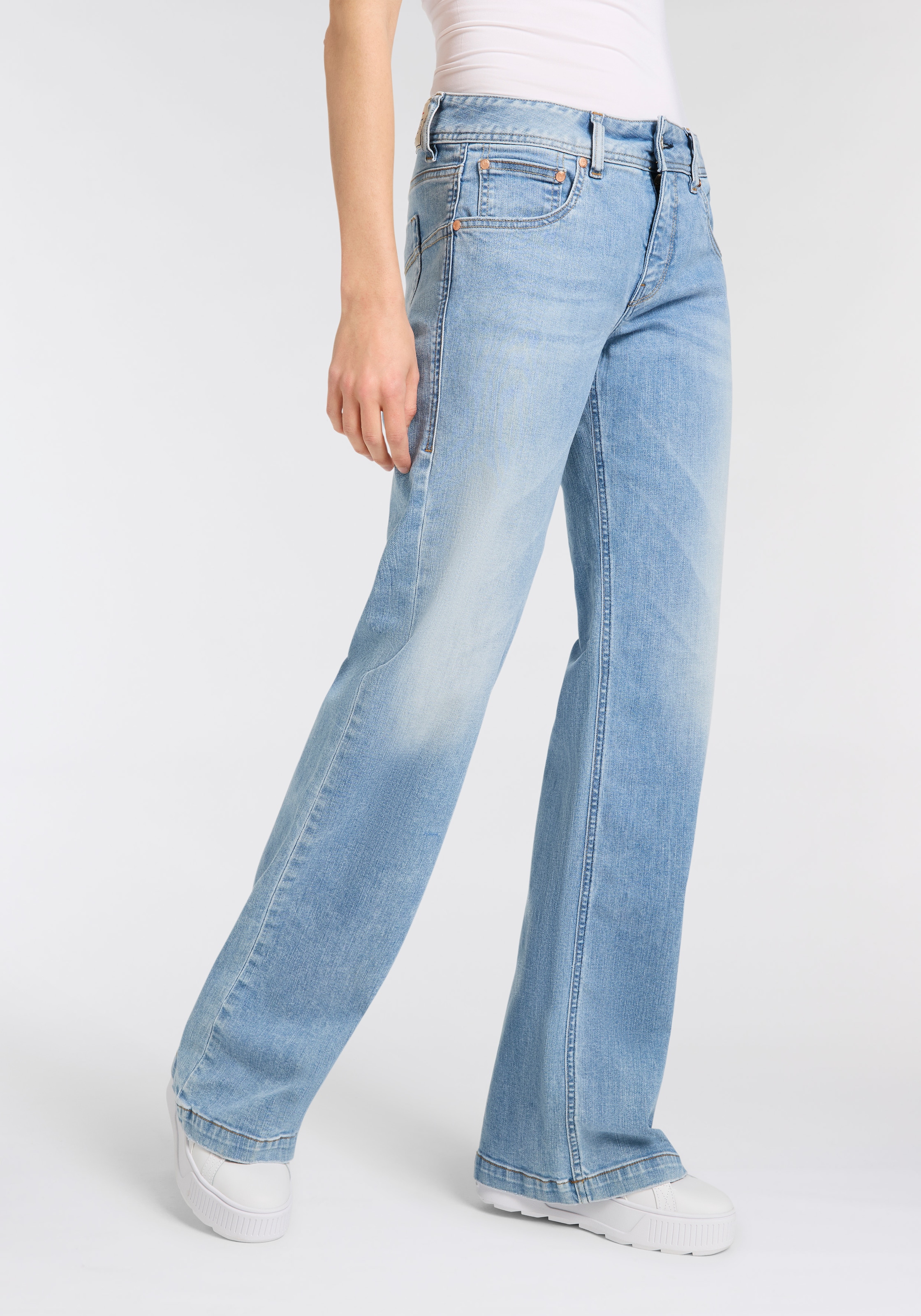 Herrlicher 5-Pocket-Jeans »Edna Denim«, im Flared Fit