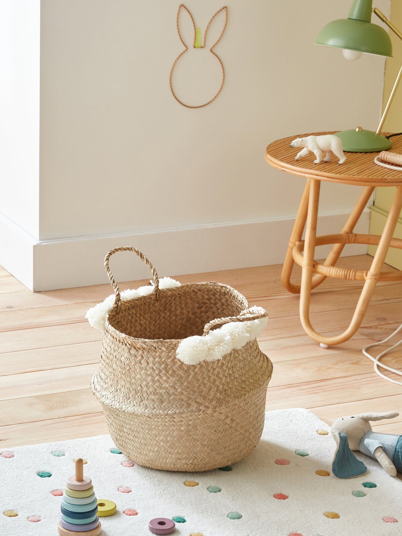 Panier boule tressé à pompons ø 35 cm