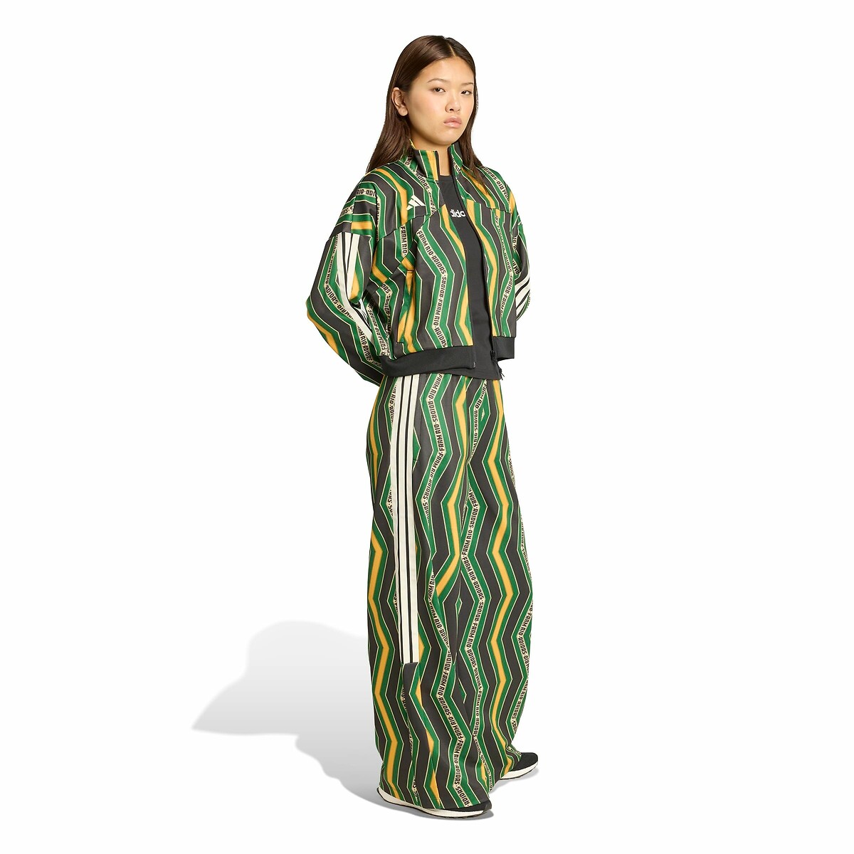 ADIDAS ROUPAS ESPORTIVAS<br>Colete com zíper estampado FARM RIO