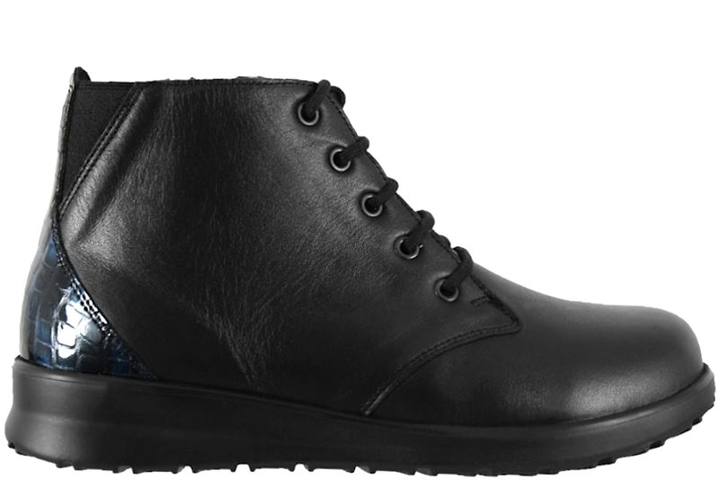 NEW FEET STØVLE I SORT GLAT SKIND