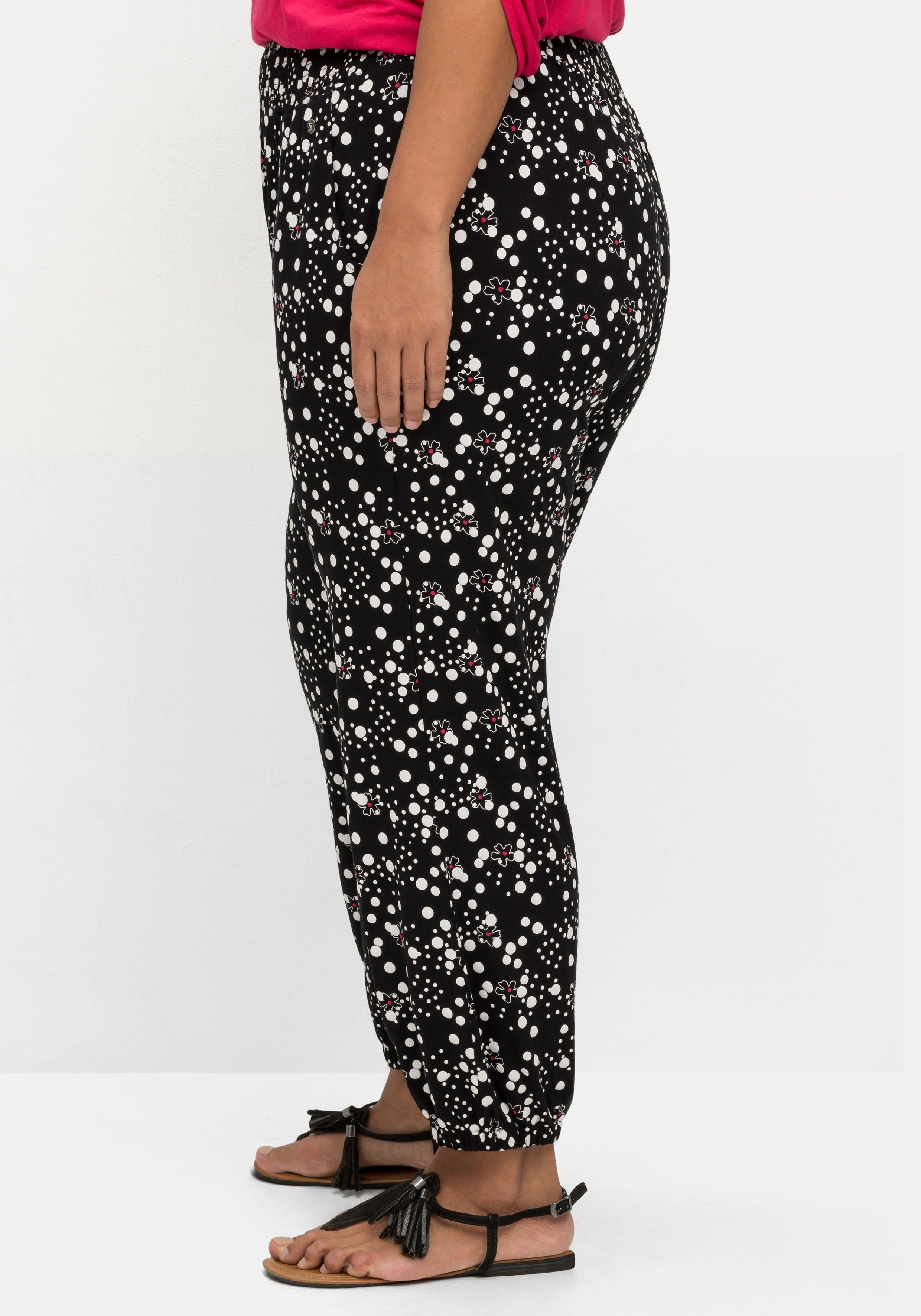 Jerseyhose mit Alloverdruck und gesmoktem Bund