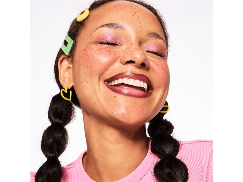 essence Lip Liner 8h Matte Comfort 11 Chestnut Perfection Langanhaltender Lipliner in einem kräftigen, kastanienbraunen Farbton für perfekte Lippenkonturen