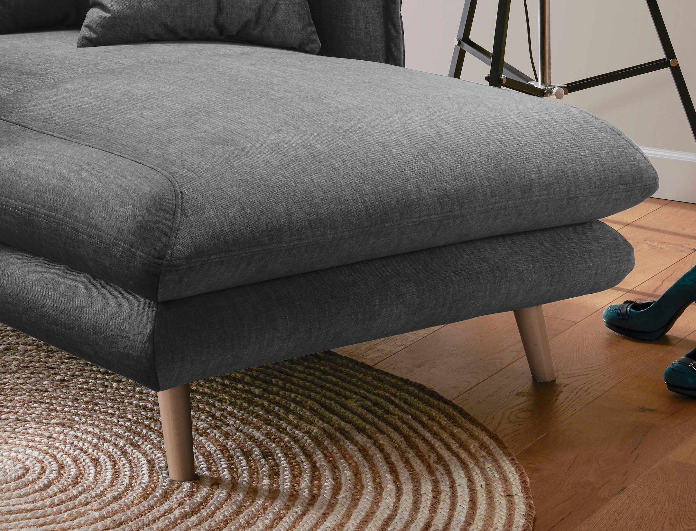 INOSIGN Loveseat »Lazio« moderner Sessel mit einer bequemen Polsterung, 2 Stk. Zierkissen