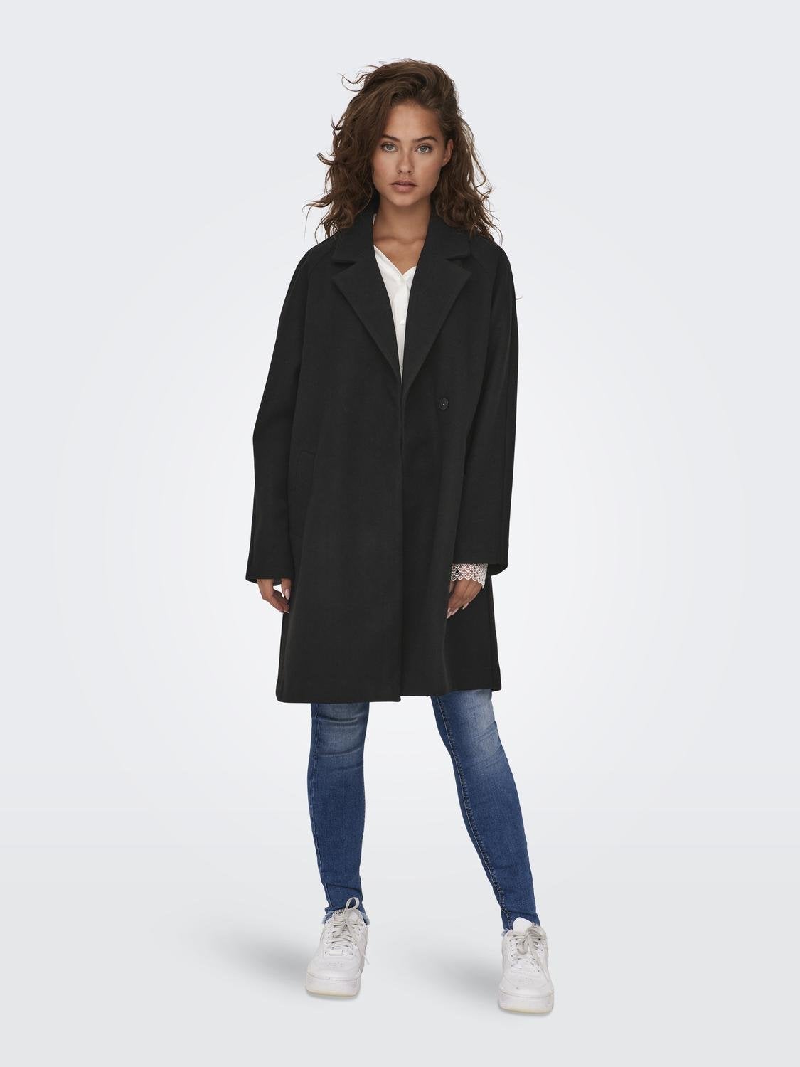 ONLEMMA Mantel Black
