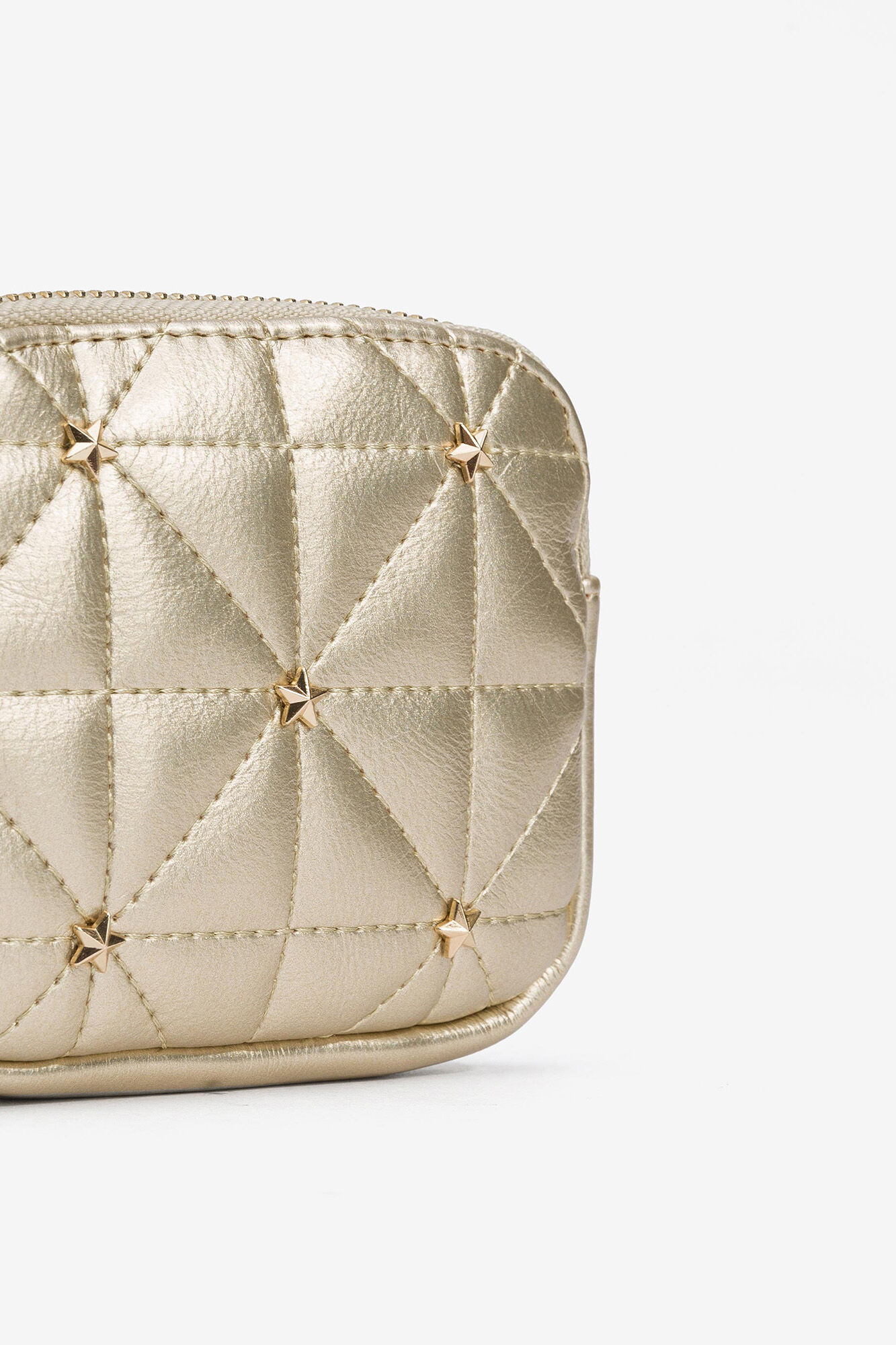 Bolsa pequena com enfeites