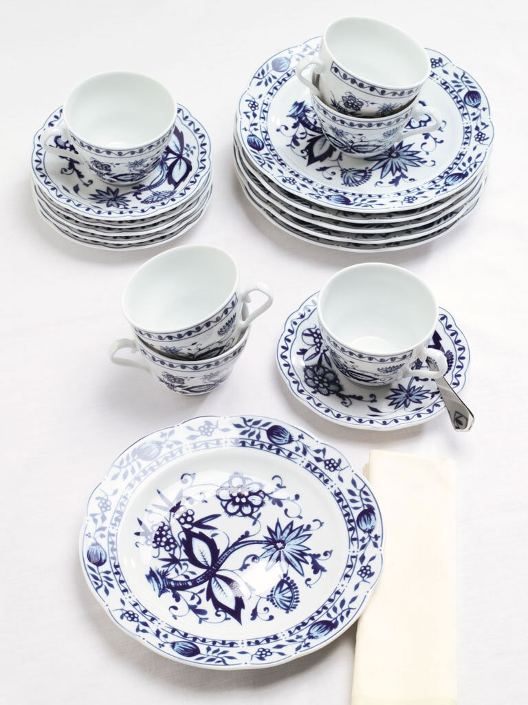 KAHLA Untertasse ROSSELLA ZWIEBELMUSTER weiß/ blau