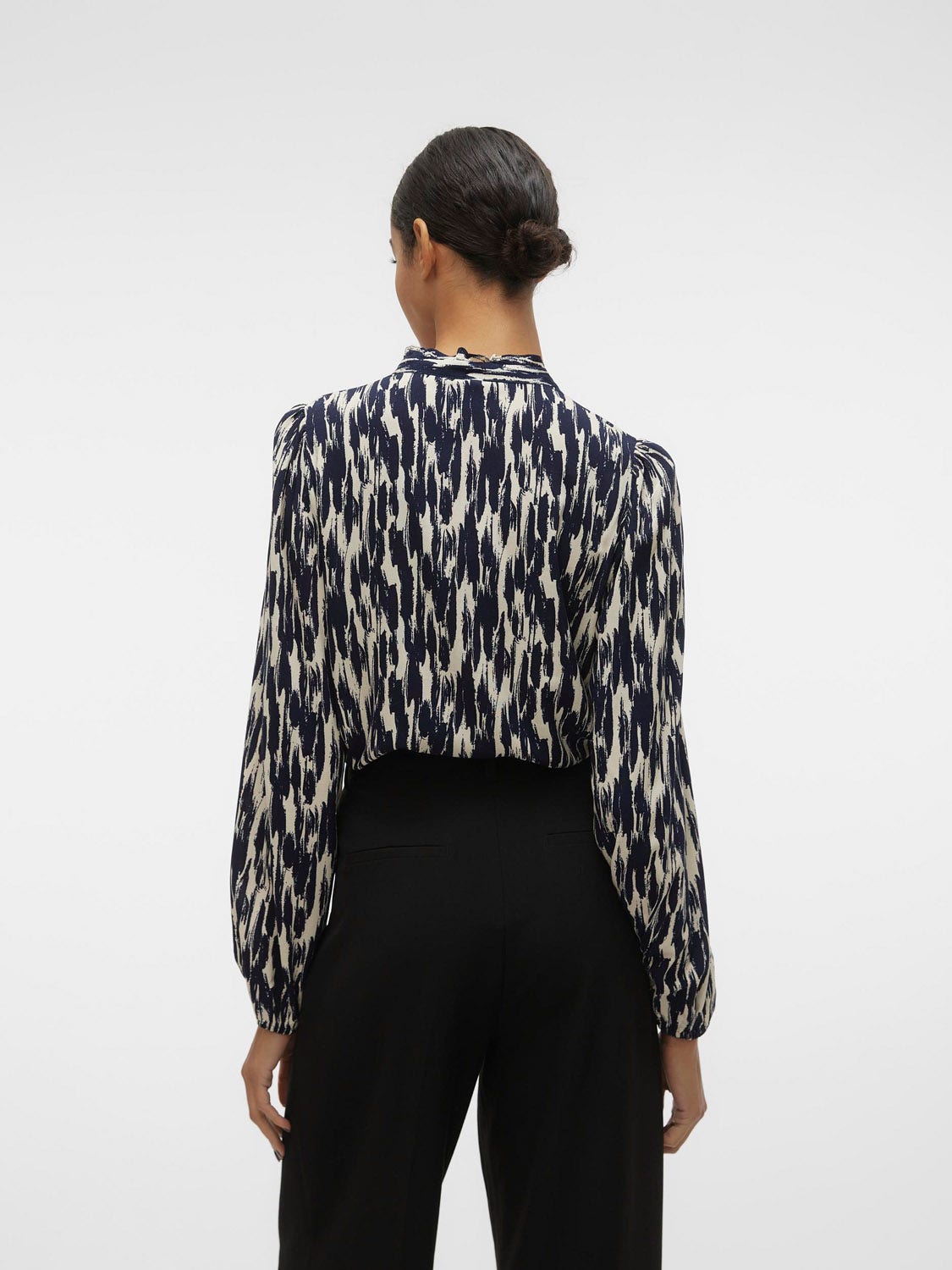 Vero Moda  Easy Joy Volume Top