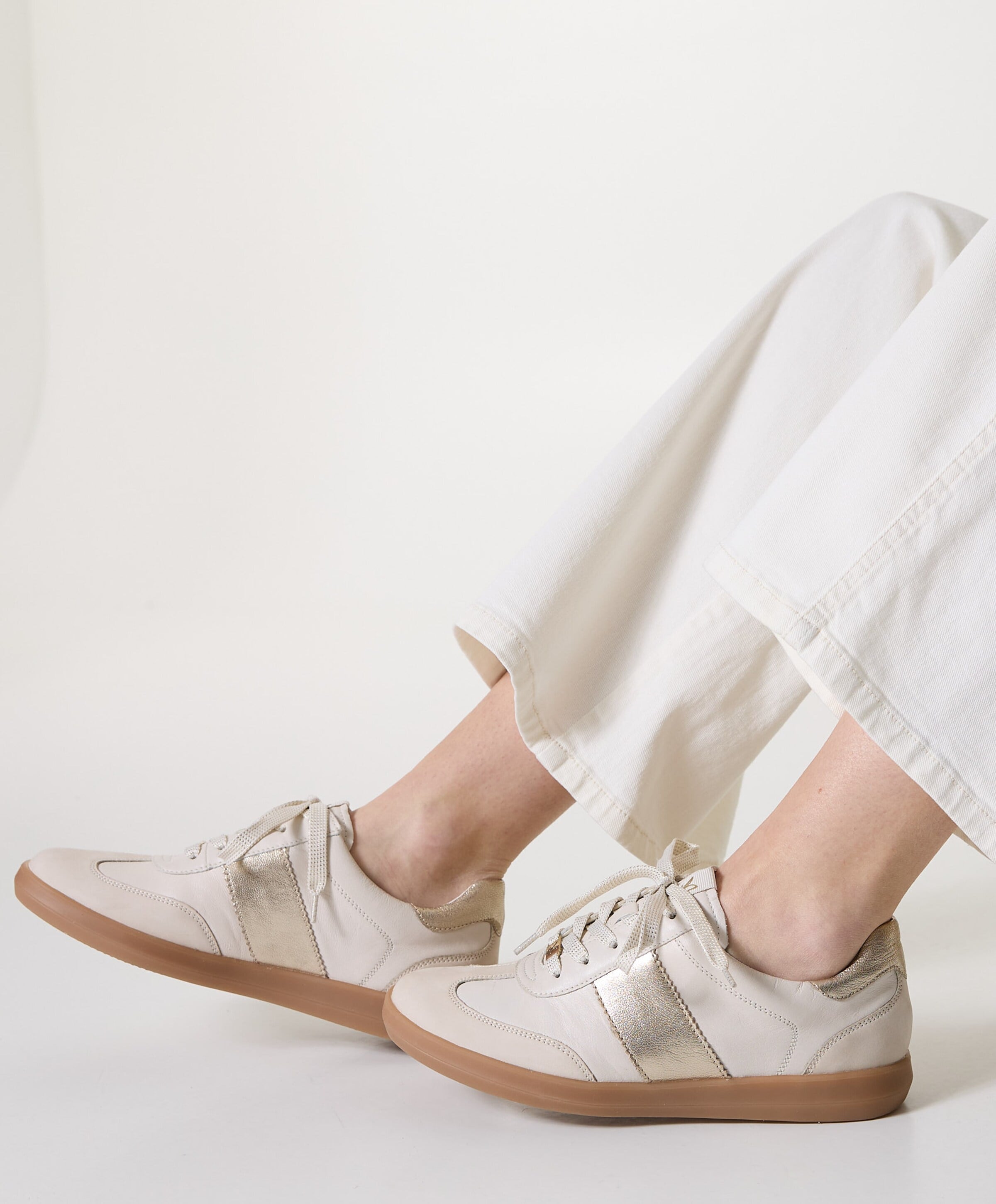 Caprice Women Lace-up dames sneakers beige