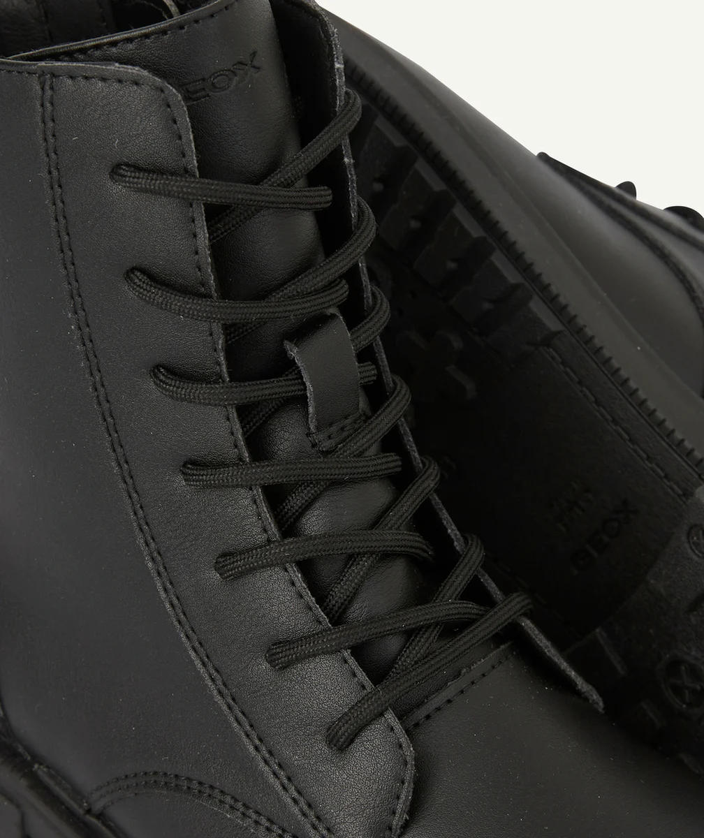 GEOXBOTTINES MONTANTES NOIRES FILLE AVEC LACETS