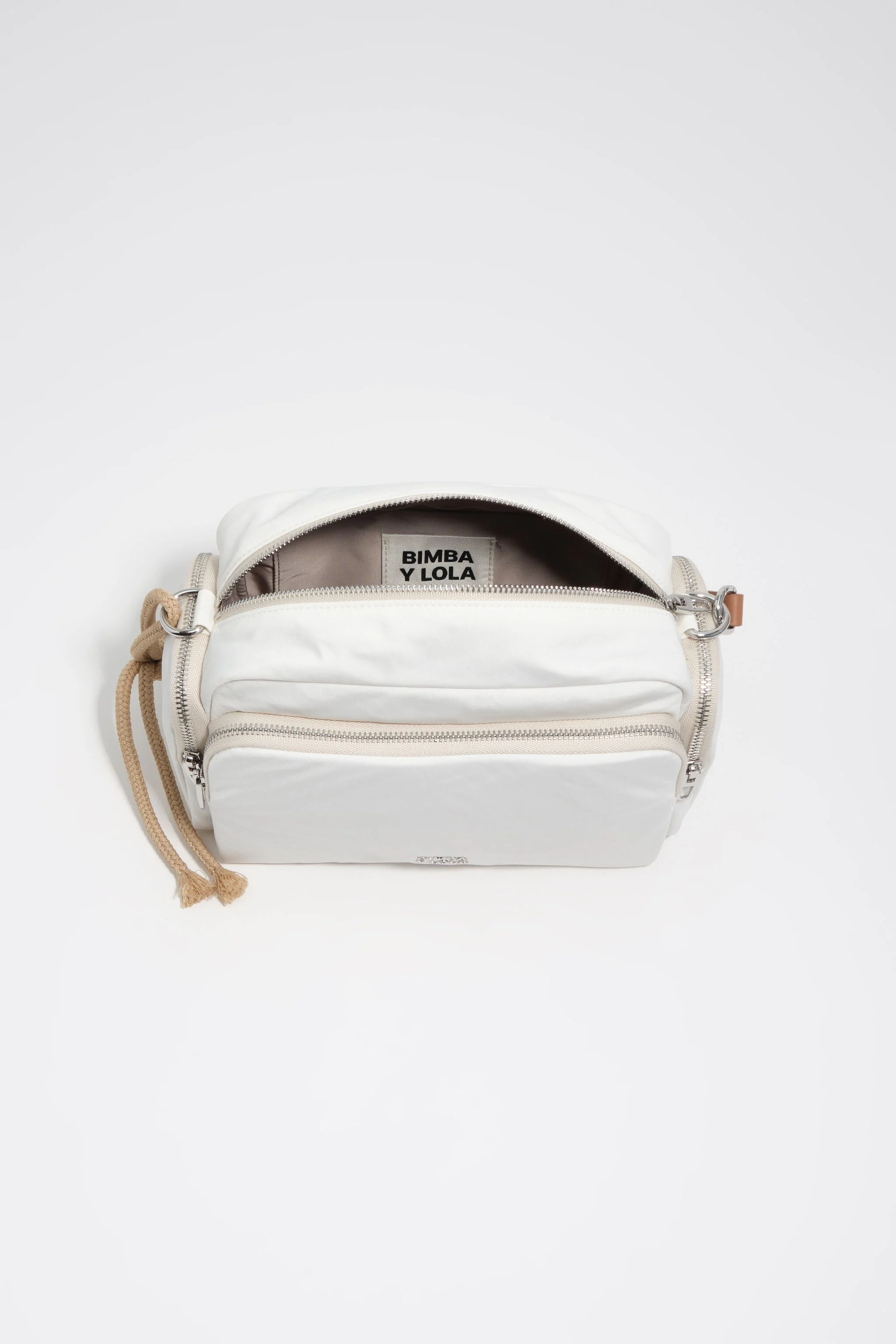 Bolsa de bolso média em náilon branco