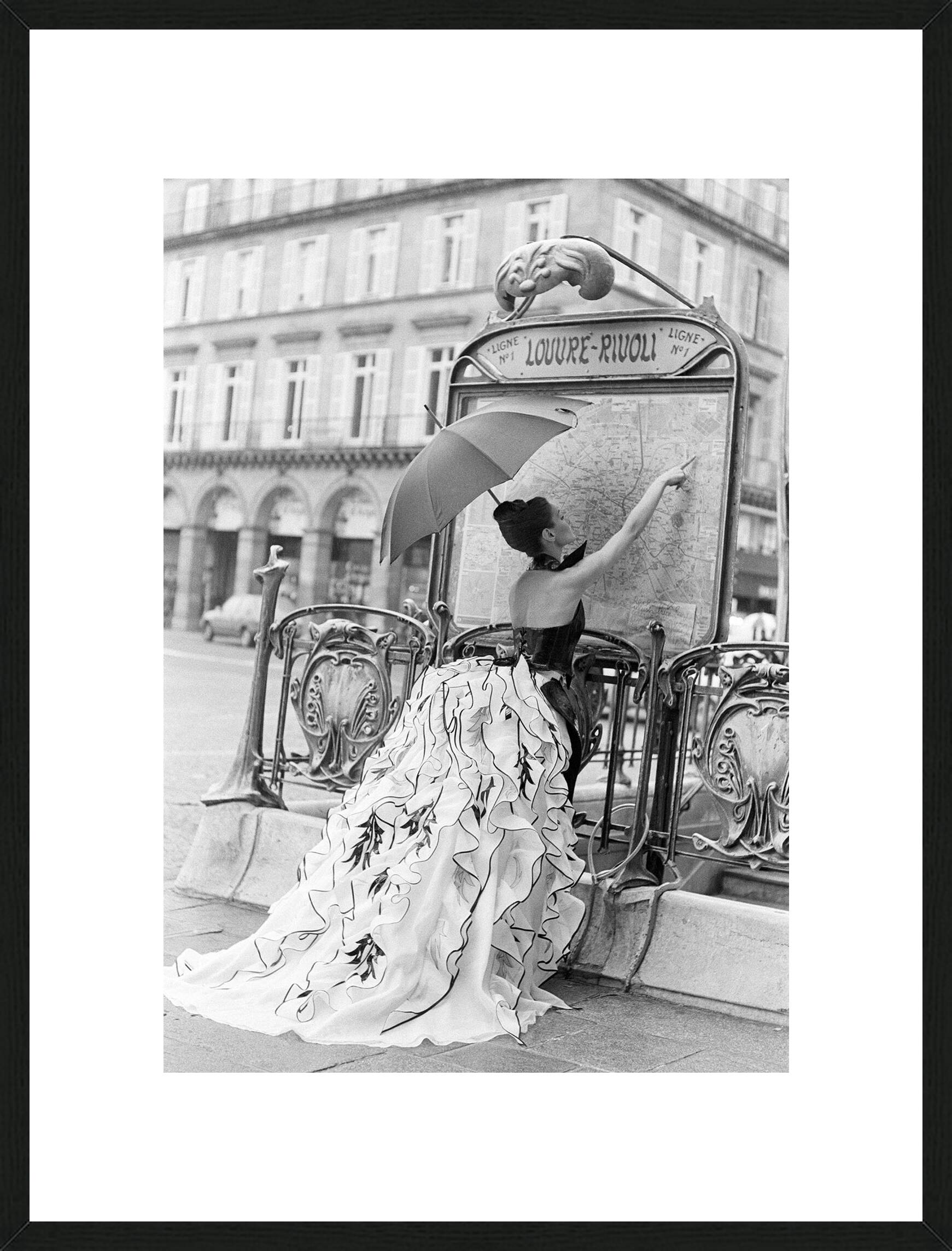 Paris Metro by Pamela Hanson | Trunk Archive - Limited Edition. Edition of: 150. Studio Stamp.