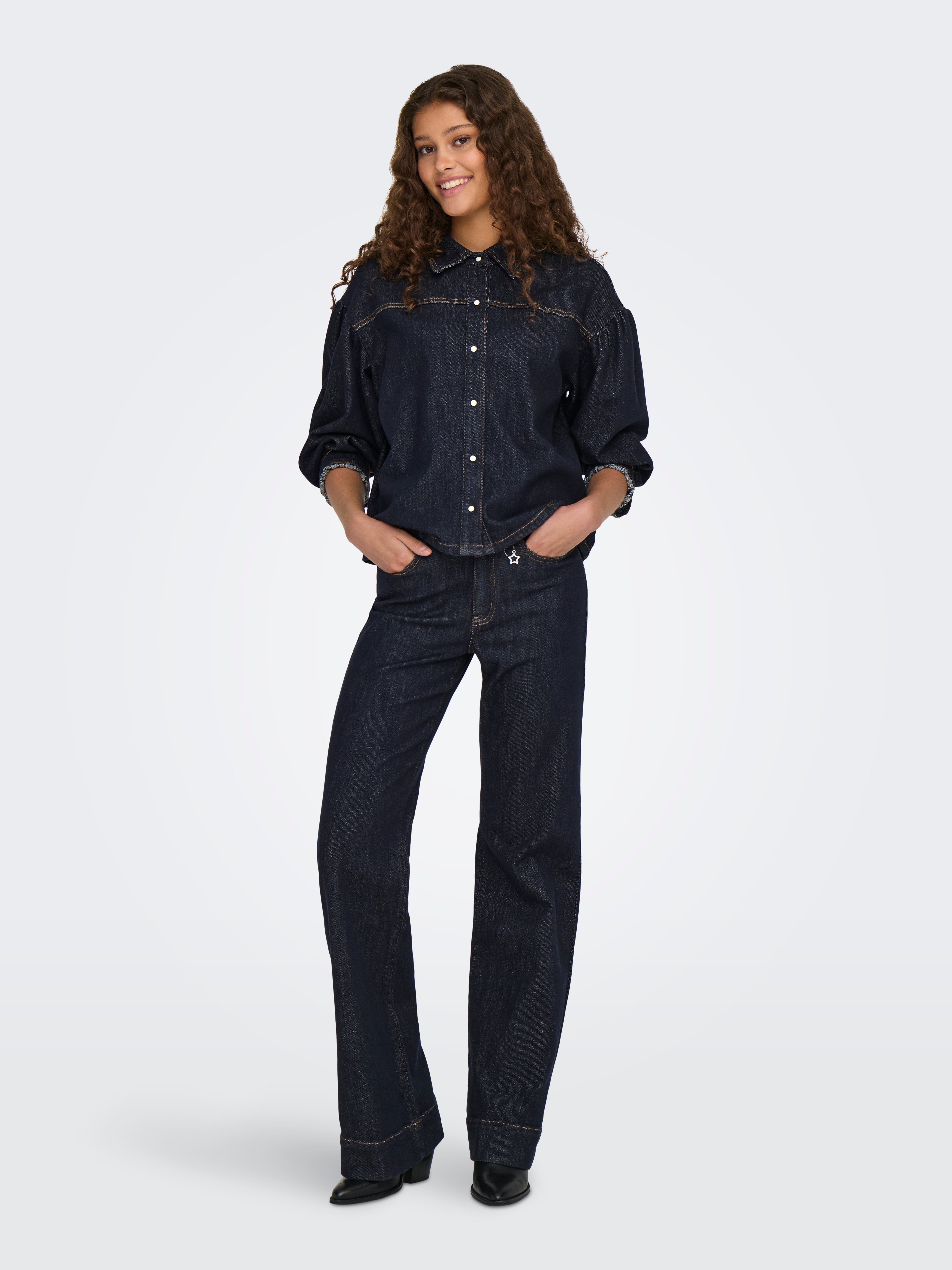 ONLJUICY Hohe Taille Weiter Beinschnitt Jeans Dark Blue Denim