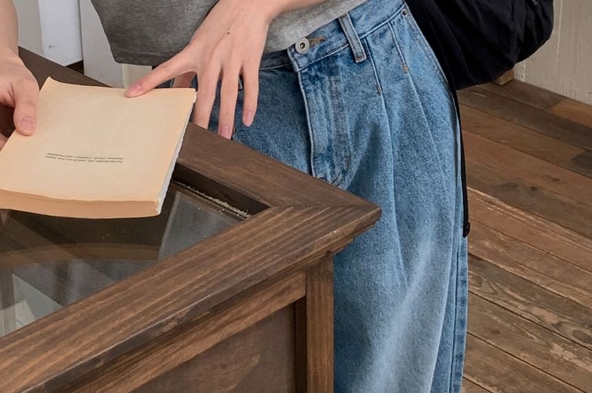 SeoulPop - Effen cropped T-shirt met korte mouwen