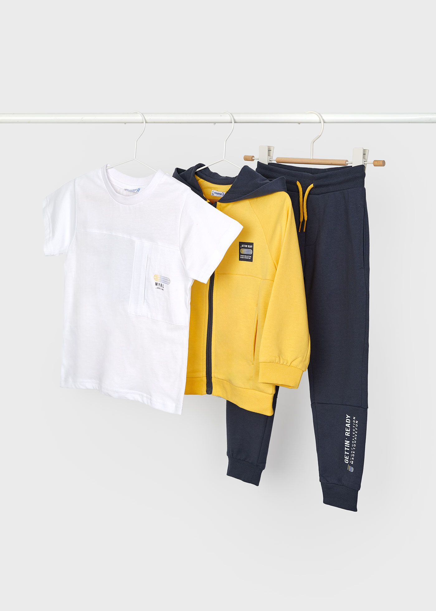 Conjunto de treino de três peças com cores contrastantes para meninos, Melancia.