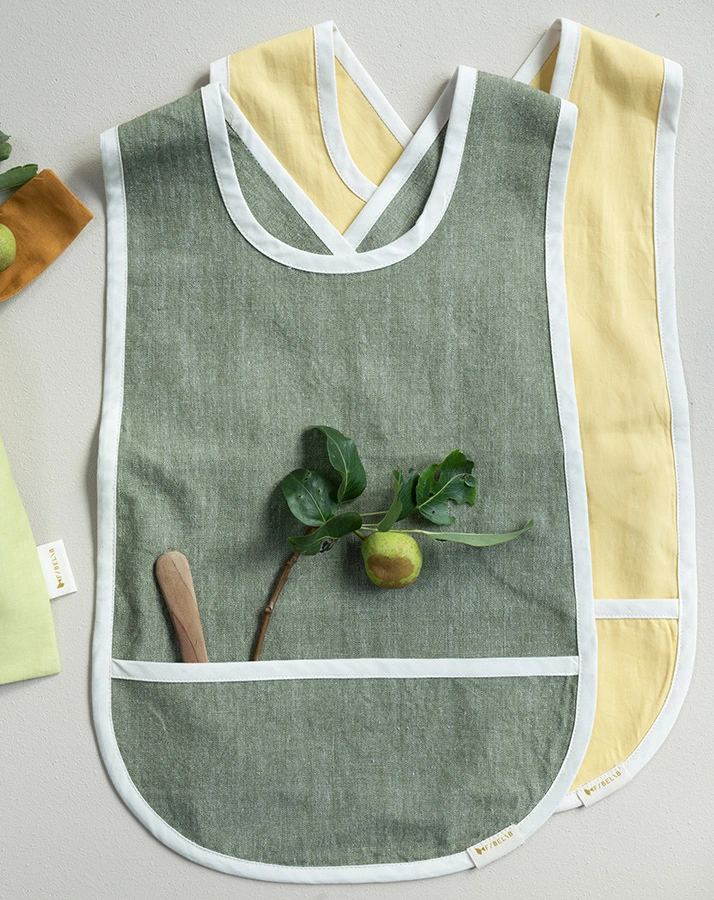 Lätzchen CROSS BACK in chambray olive