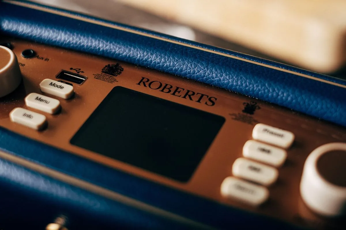 Roberts Revival iStream 3L Bleu foncé Enceintes connectées