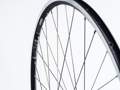 Connect 700c forhjul sort fælg