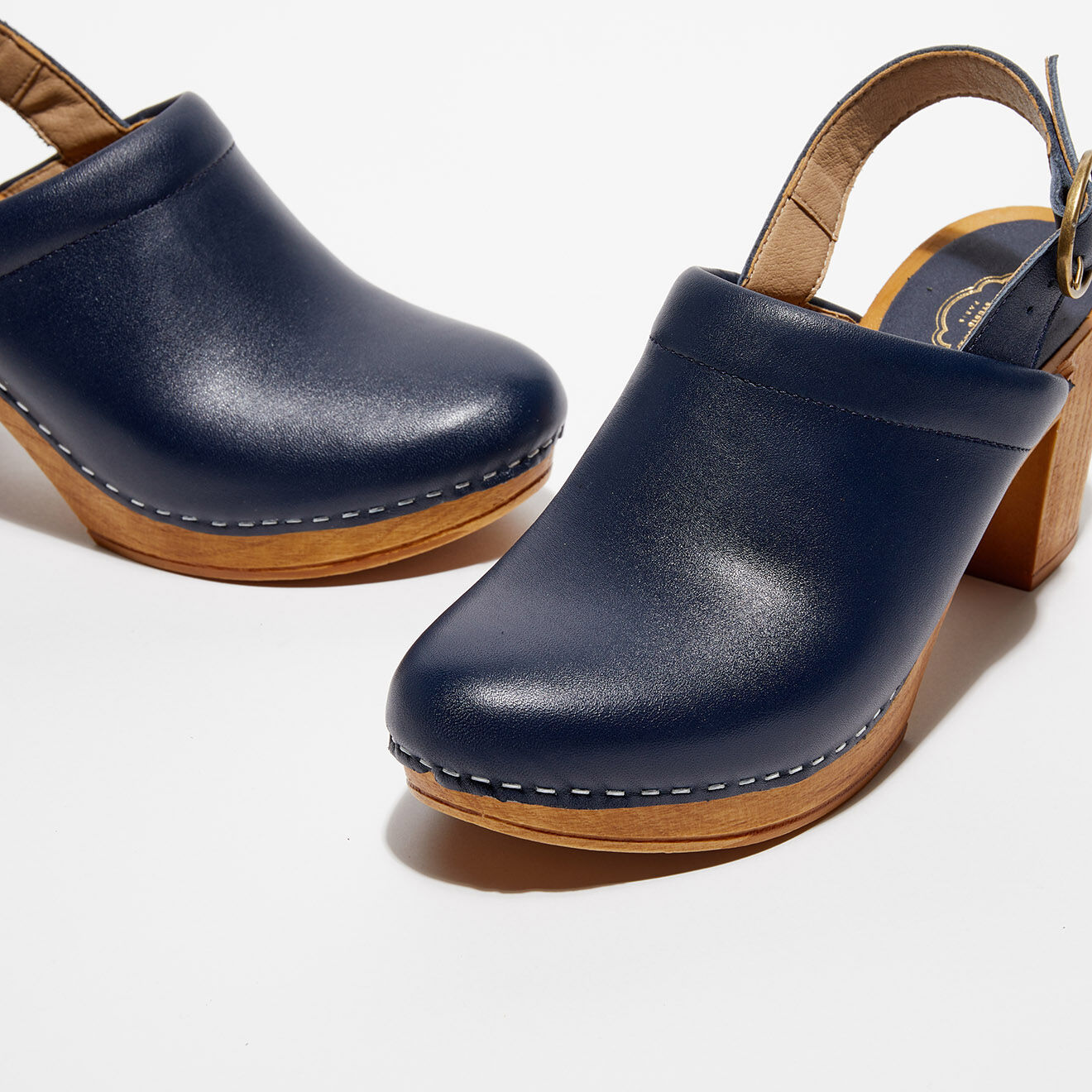 Apologie Studio Sabots en Cuir Nicole marine - Talon 8 cm