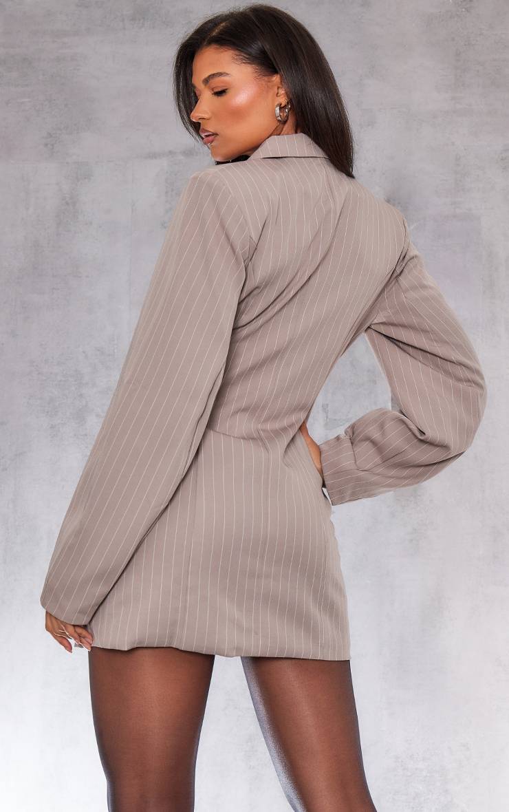 Gris Pierre Robe Blazer À Manches Longues Avec Poches Et Rayures Tissées