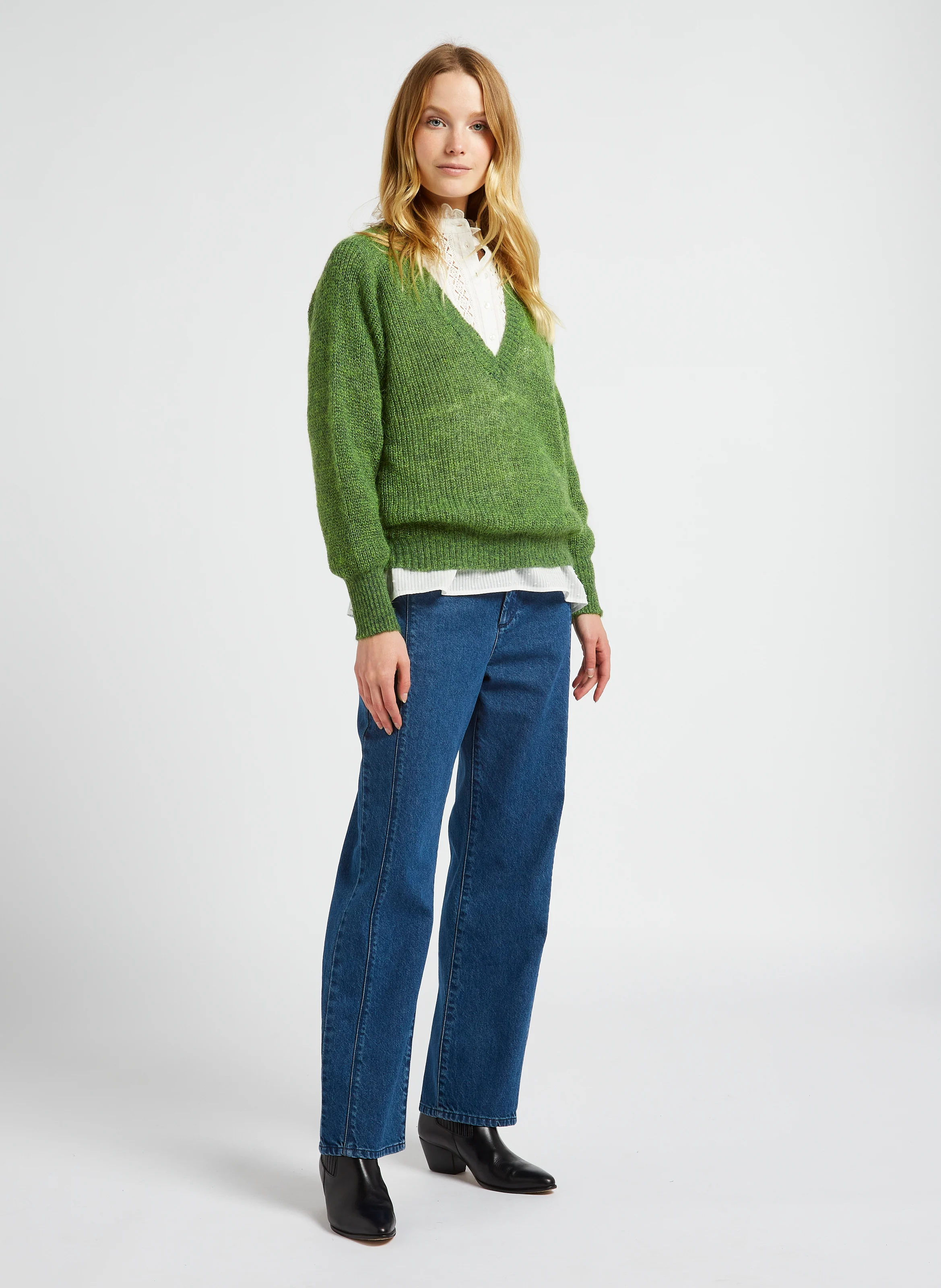 TASHA - Pull droit col V en maille| Vert