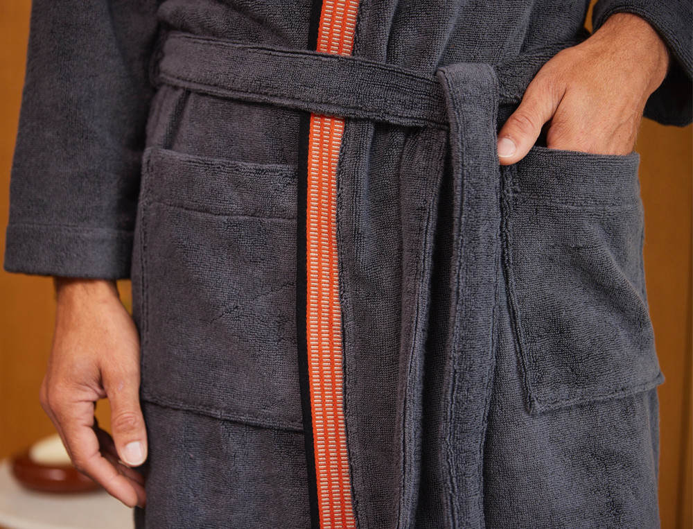 Peignoir homme-Trait pour trait