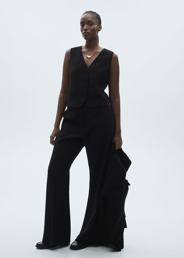 MANGO WAISTCOAT. -- IGUANA Black