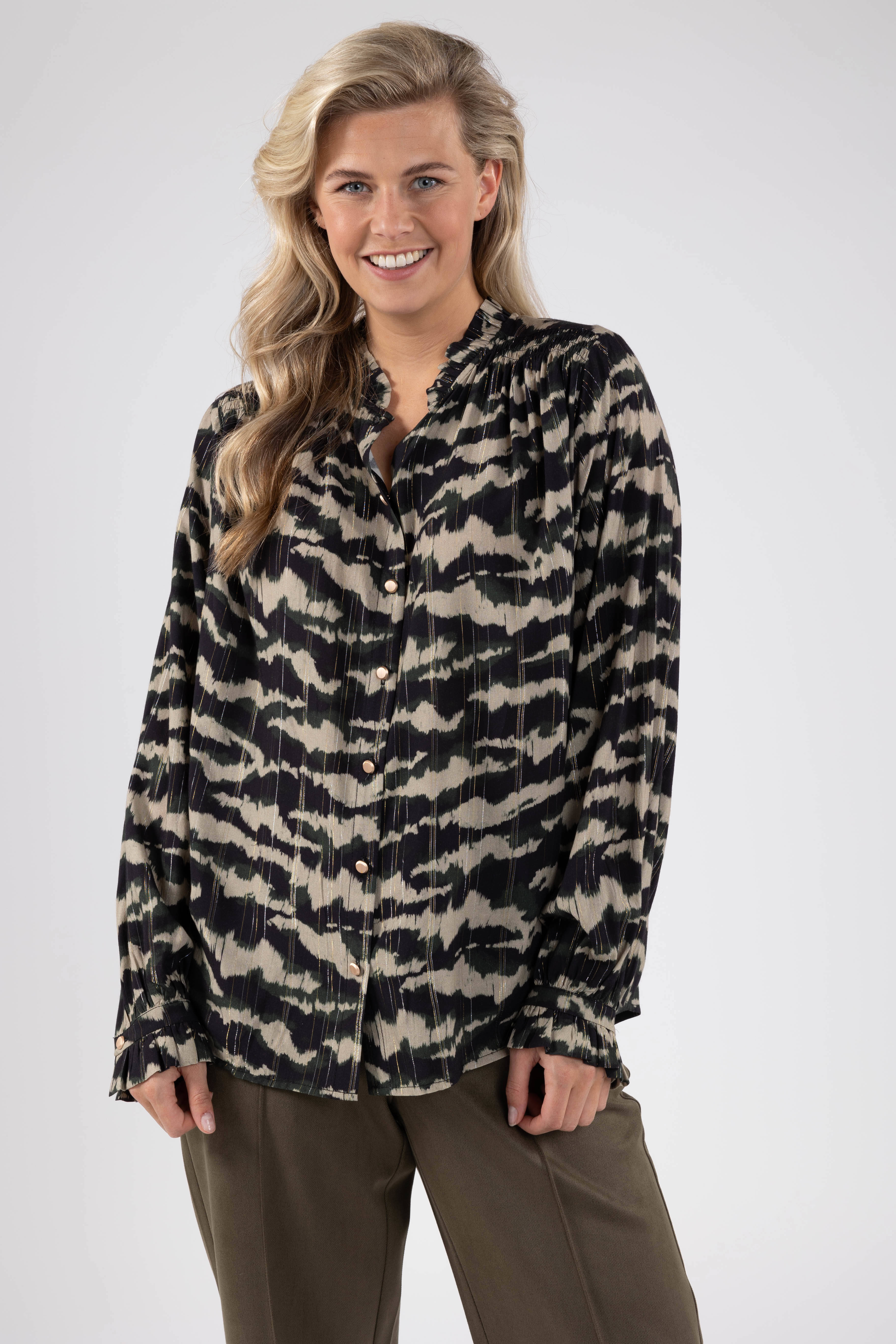 NUKUS blouse Jenna met zebraprint zwart/ beige