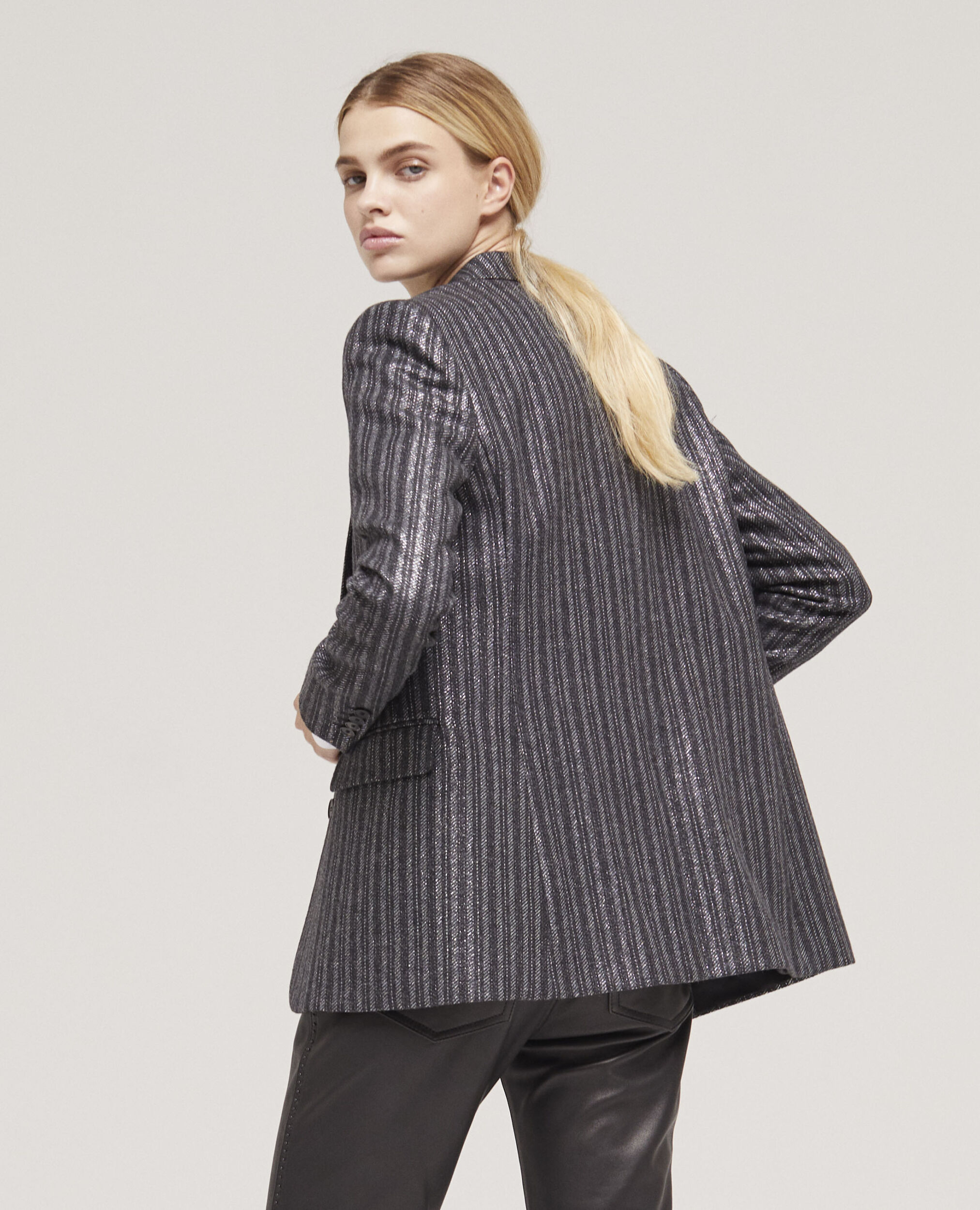 Veste à rayures grise
