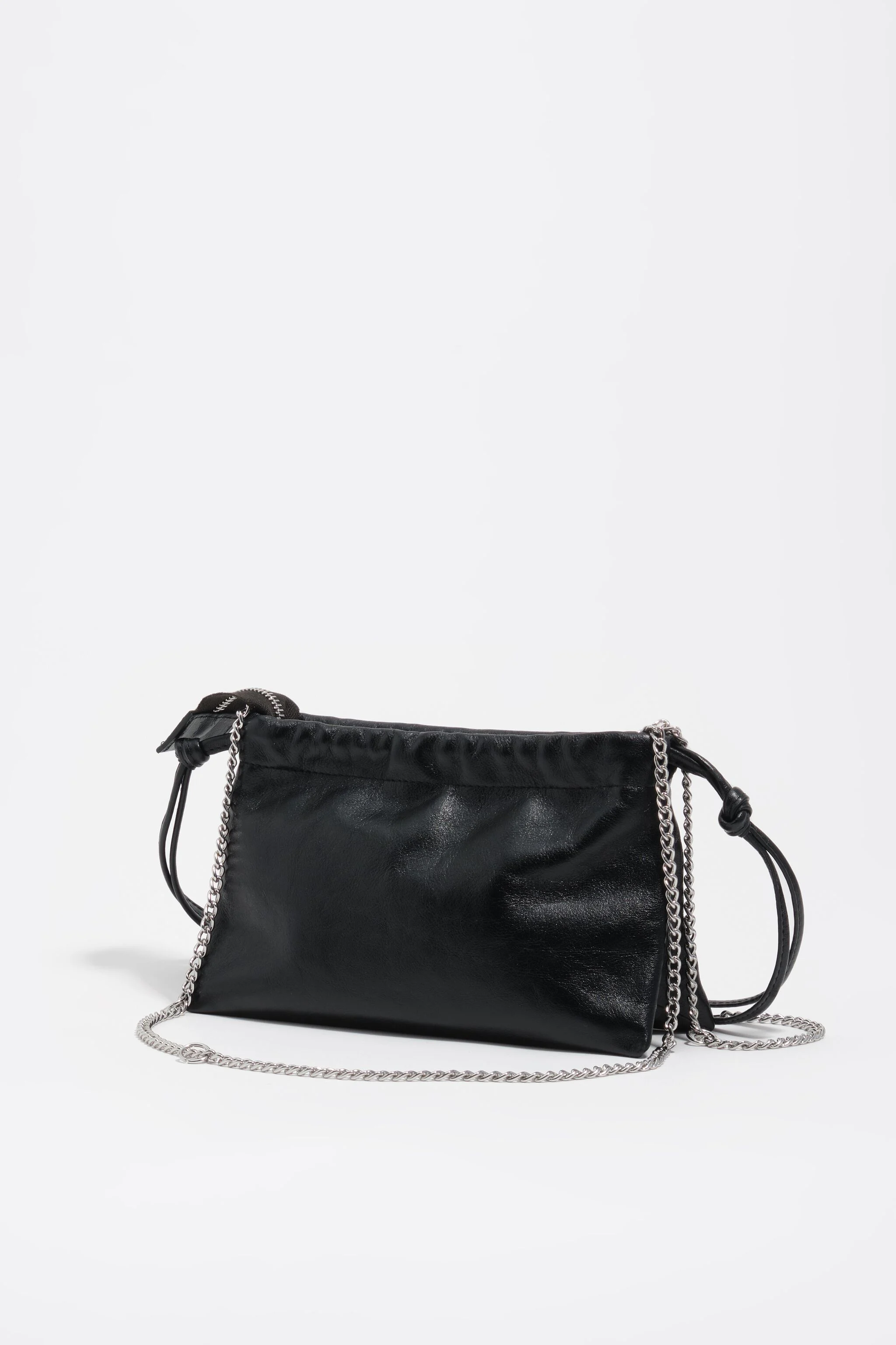 Mini bolsa de mão em couro preto