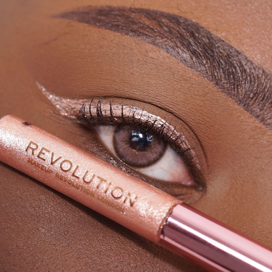 Makeup Revolution Revolution Super Flick Liquid Eyeliner Rose Gold 2,4ml