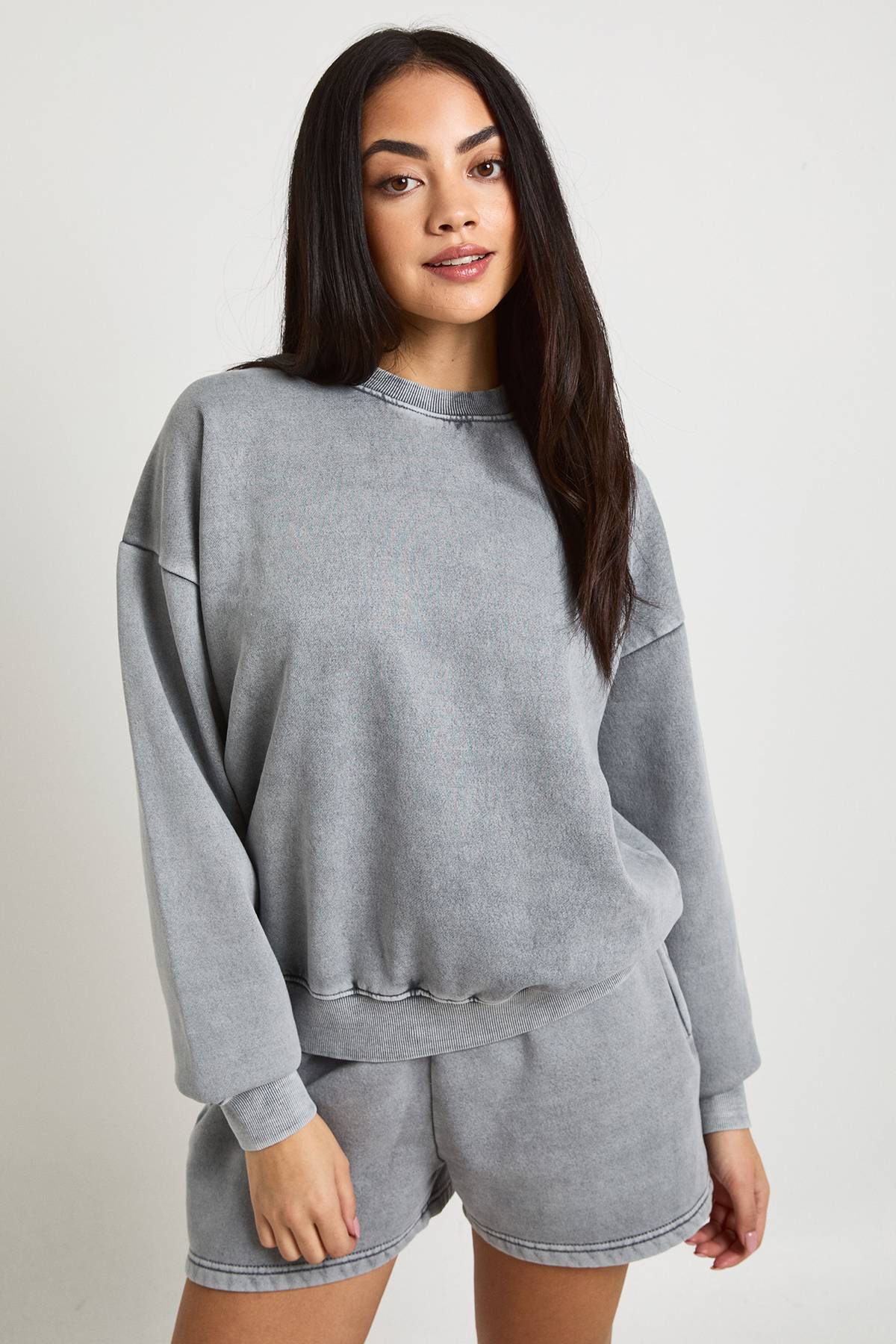 boohoo Ensemble Survêtement Court Sweat Col Rond Effet Délavé