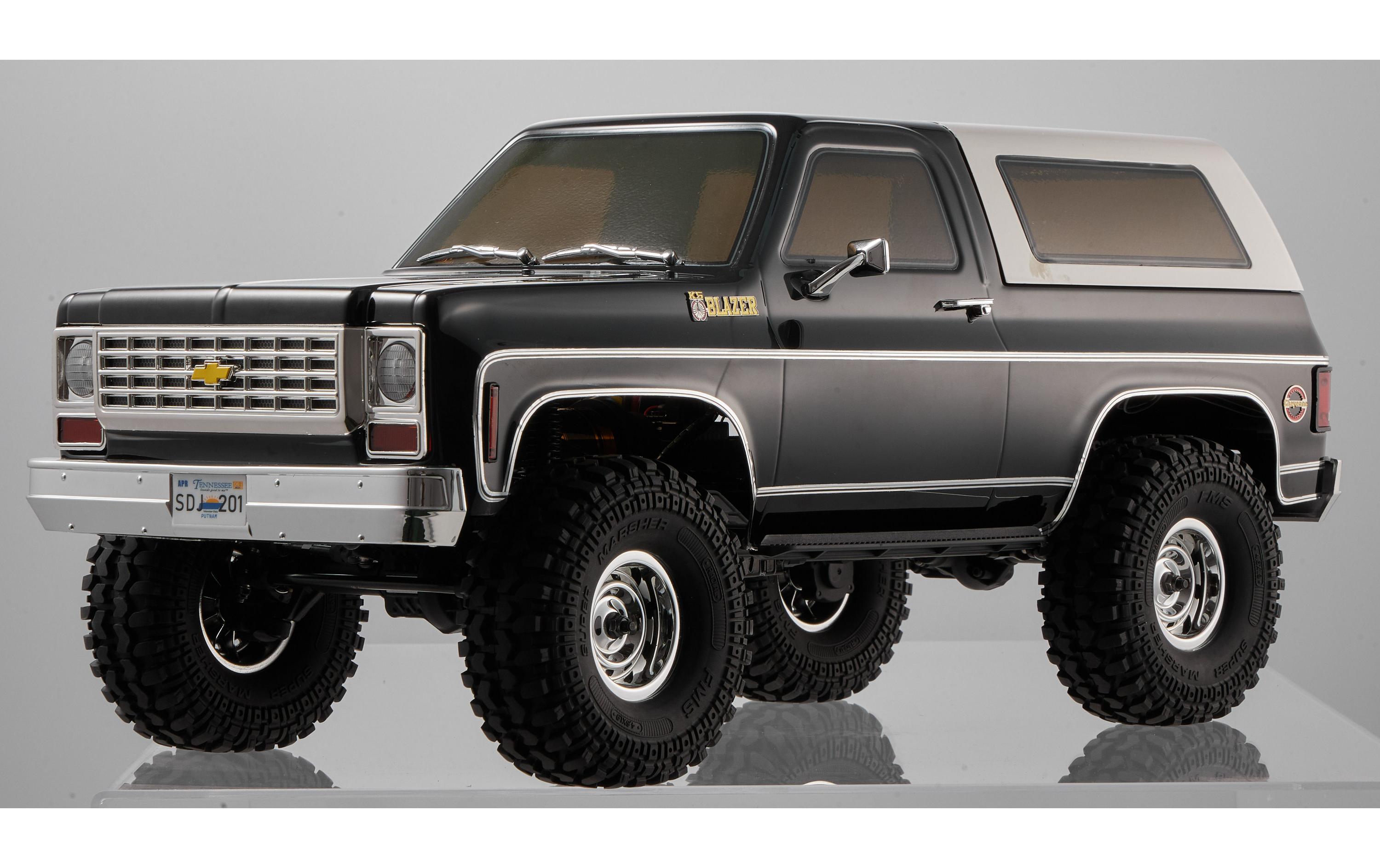 Scale Crawler FCX10 Chevrolet K5 Blazer Schwarz, ARTR, 1:10<br>Rock Crawler mit detaillierter Chevrolet Blazer Karosserie, 2-Gang Getriebe udn Differentialsperren