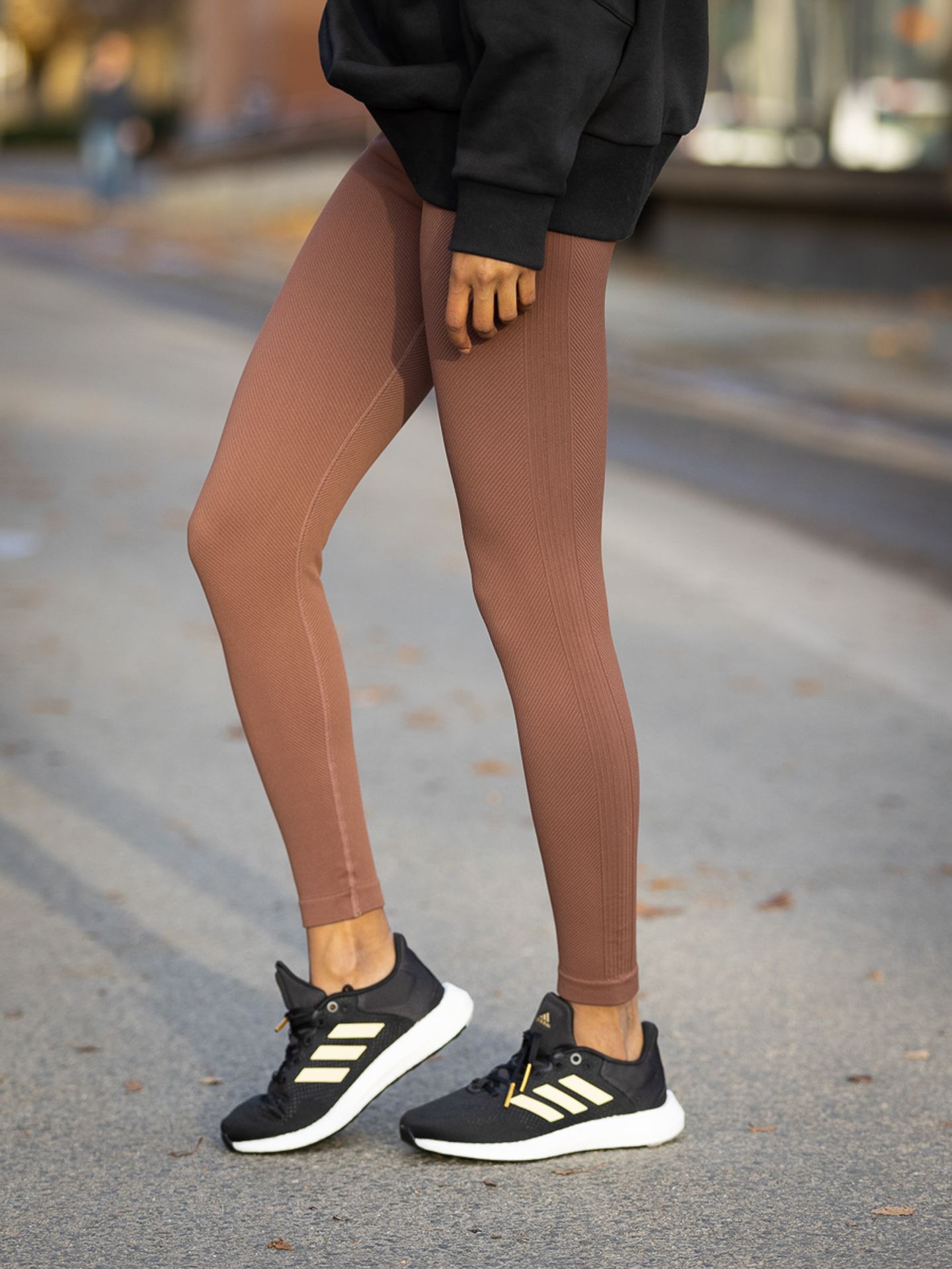 Flow Ribbed Seamless Tights