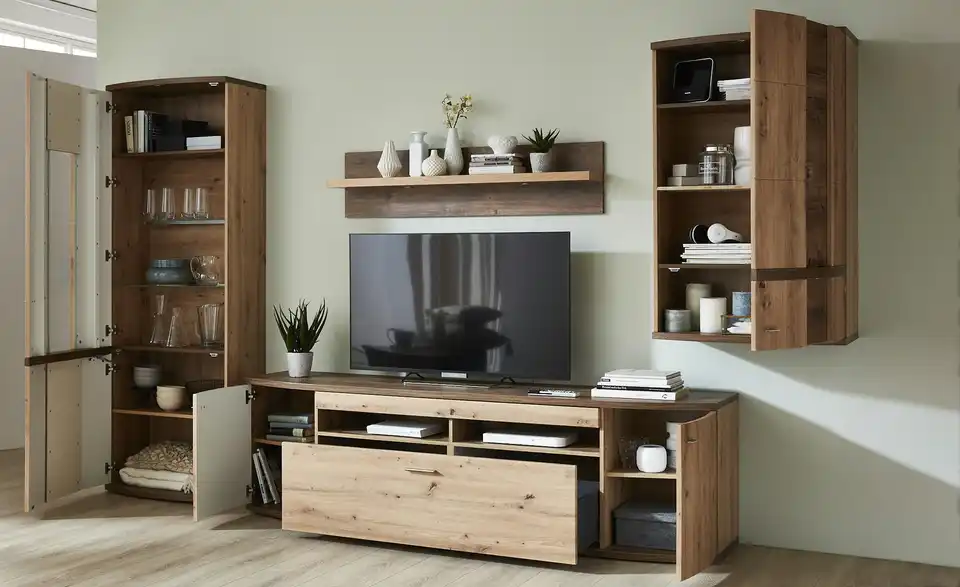 Wohnwand Grasse mit Wandboard