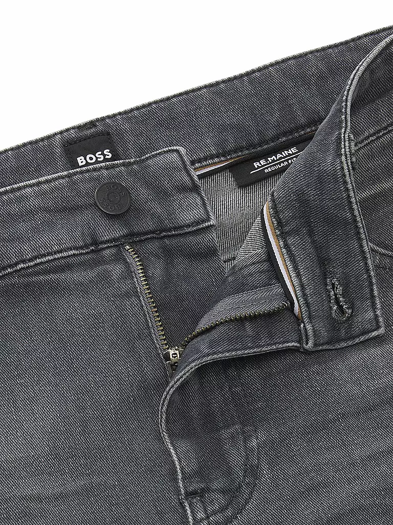 BOSS Jeans Regular Fit grau
