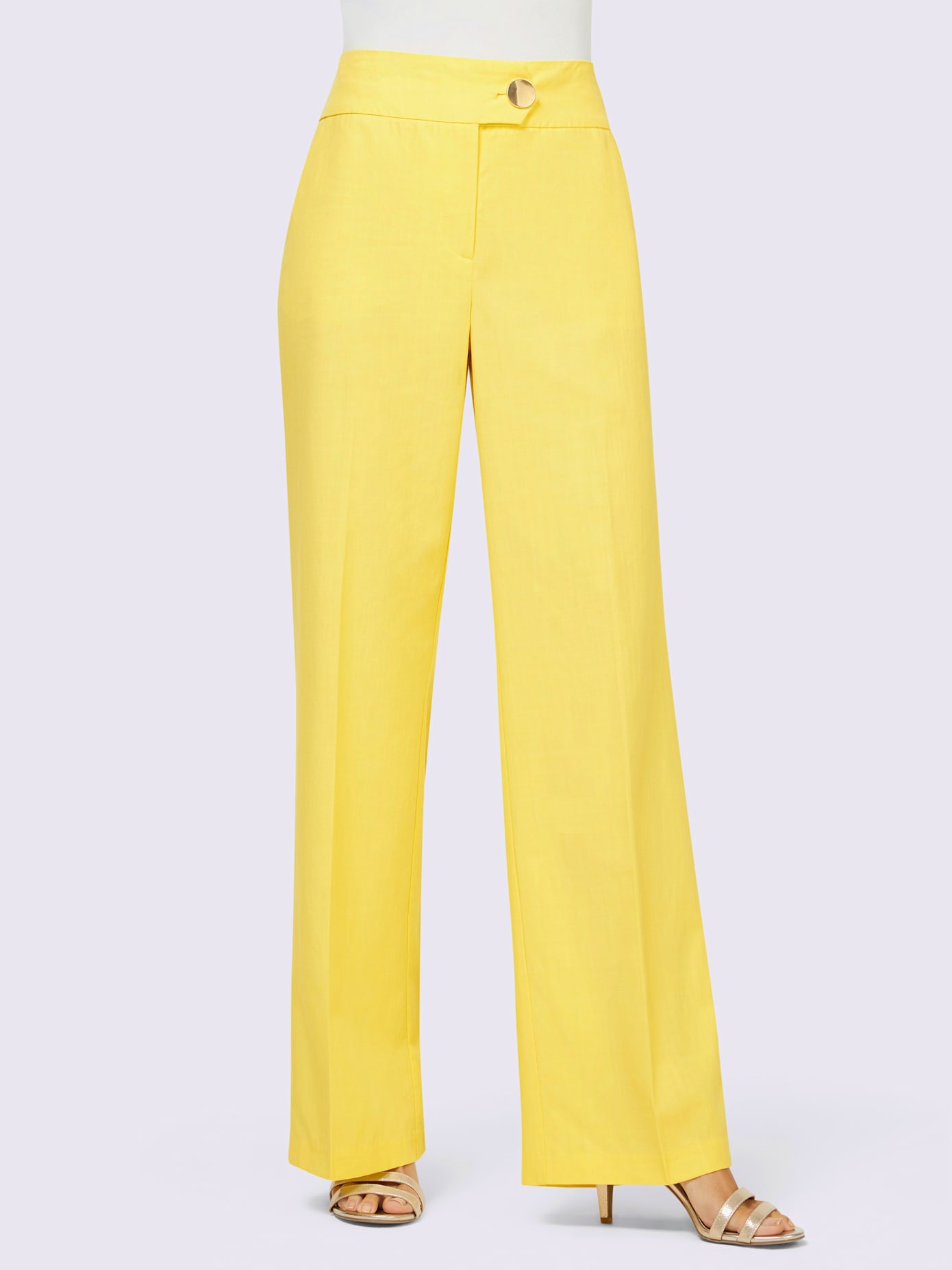 Pantalon plis repassés, effet affinant