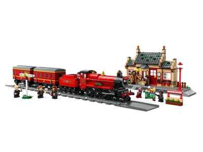 LEGO Zweinstein Express™ en Zweinsveld™ station (76423)